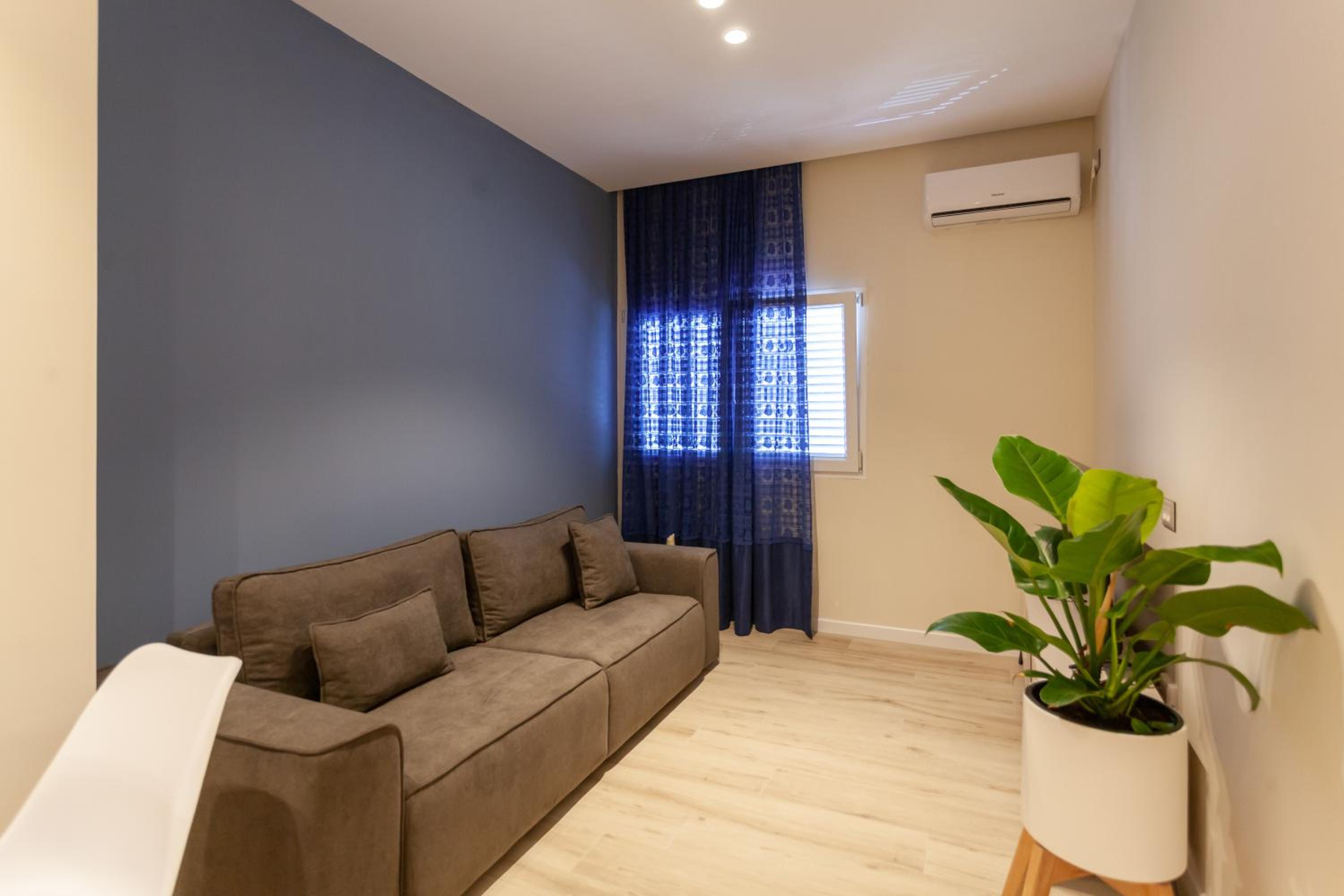 The Station Apartments - Durrës