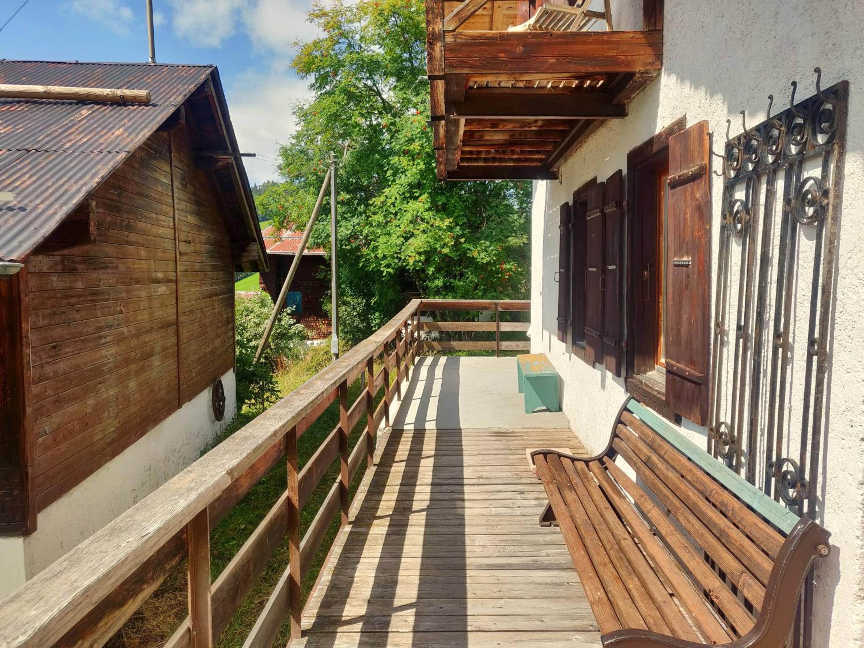 Les Hirondelles, cosy apartment with a magnificent view on the mountains