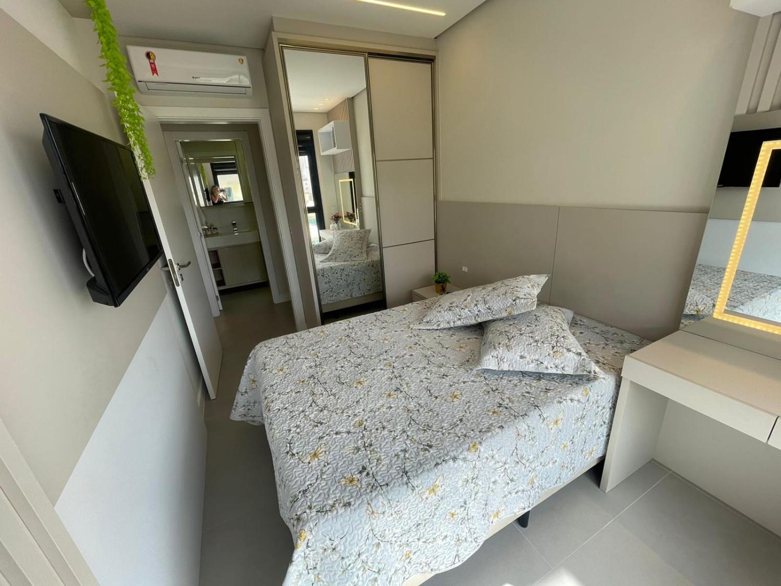 Cód 82 - Apartamento á 280m do mar