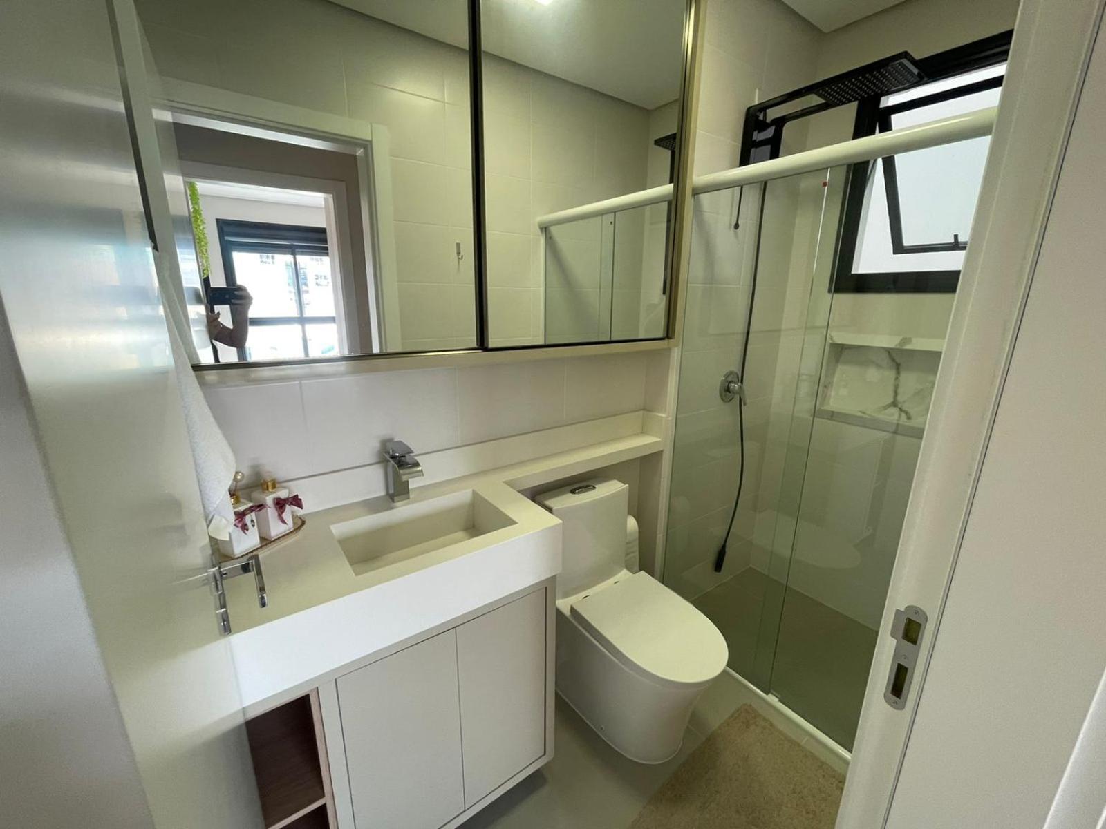 Cód 82 - Apartamento á 280m do mar