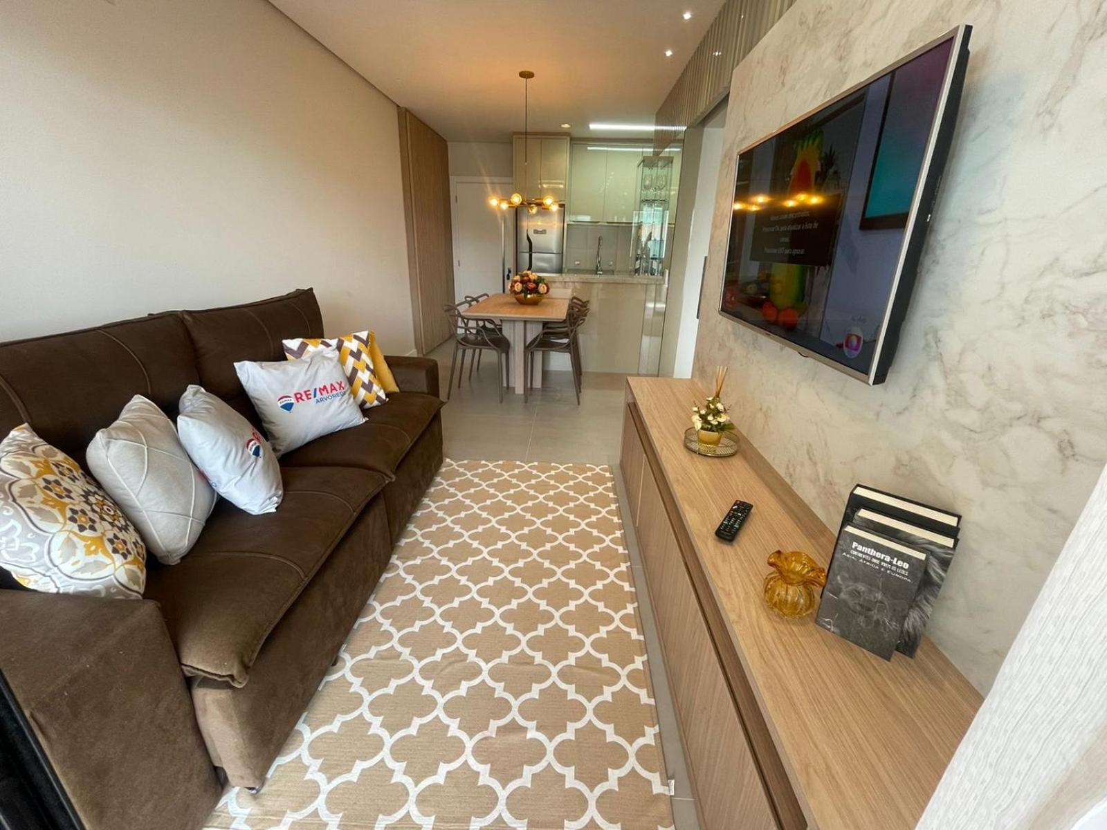 Cód 82 - Apartamento á 280m do mar