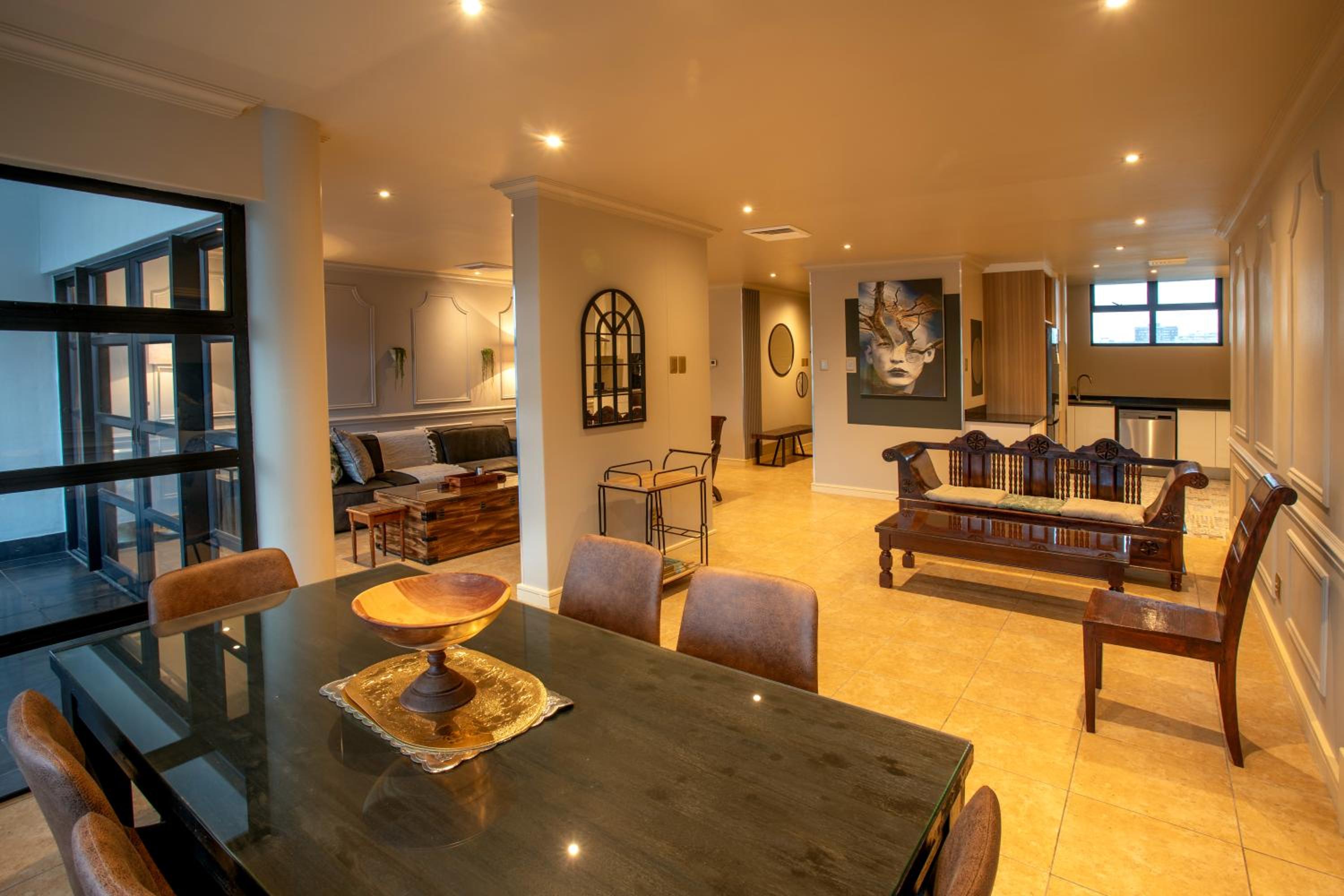 Penthouse Pleasure at Point Harbour view 5