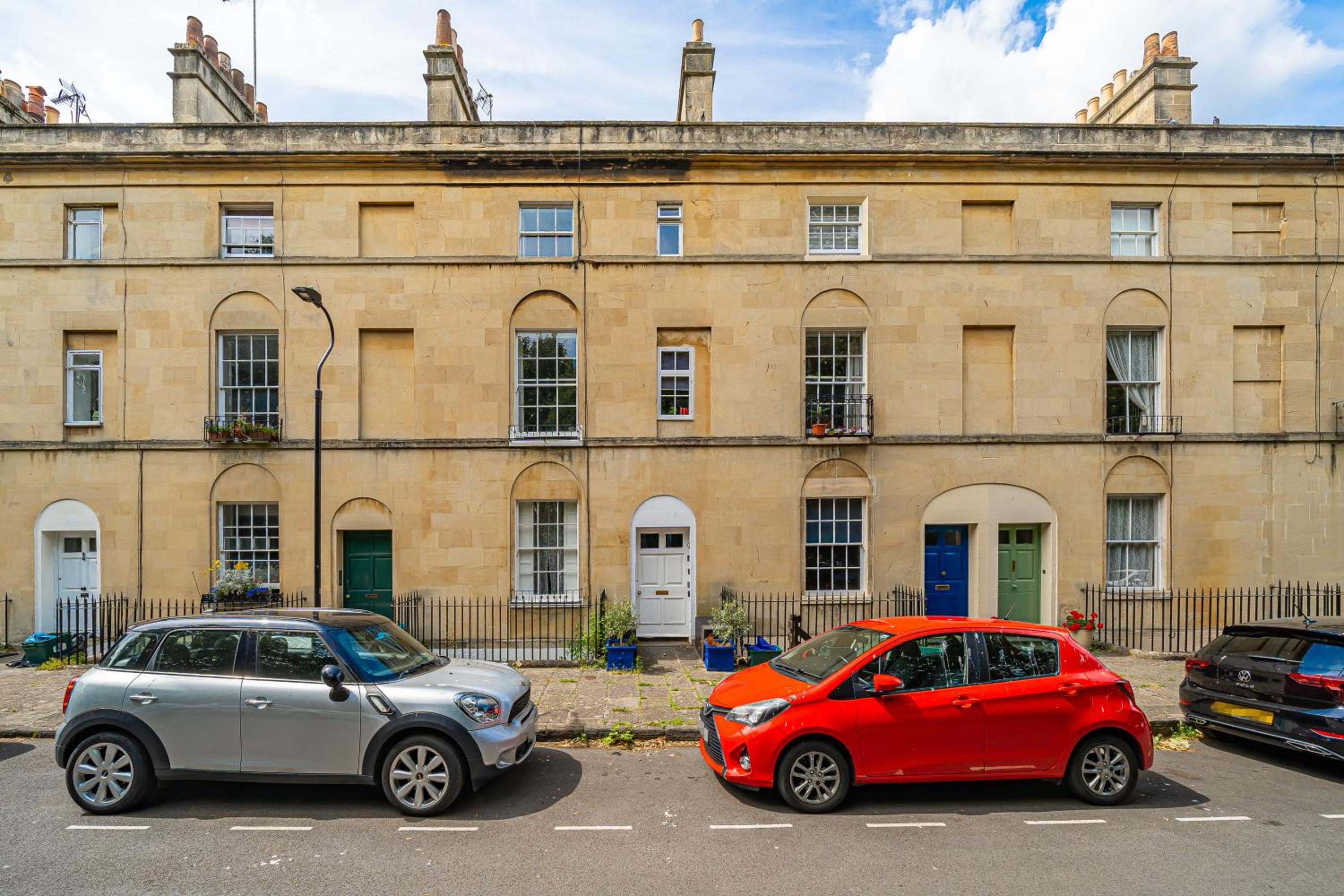 Charming two bedroom Maisonette
