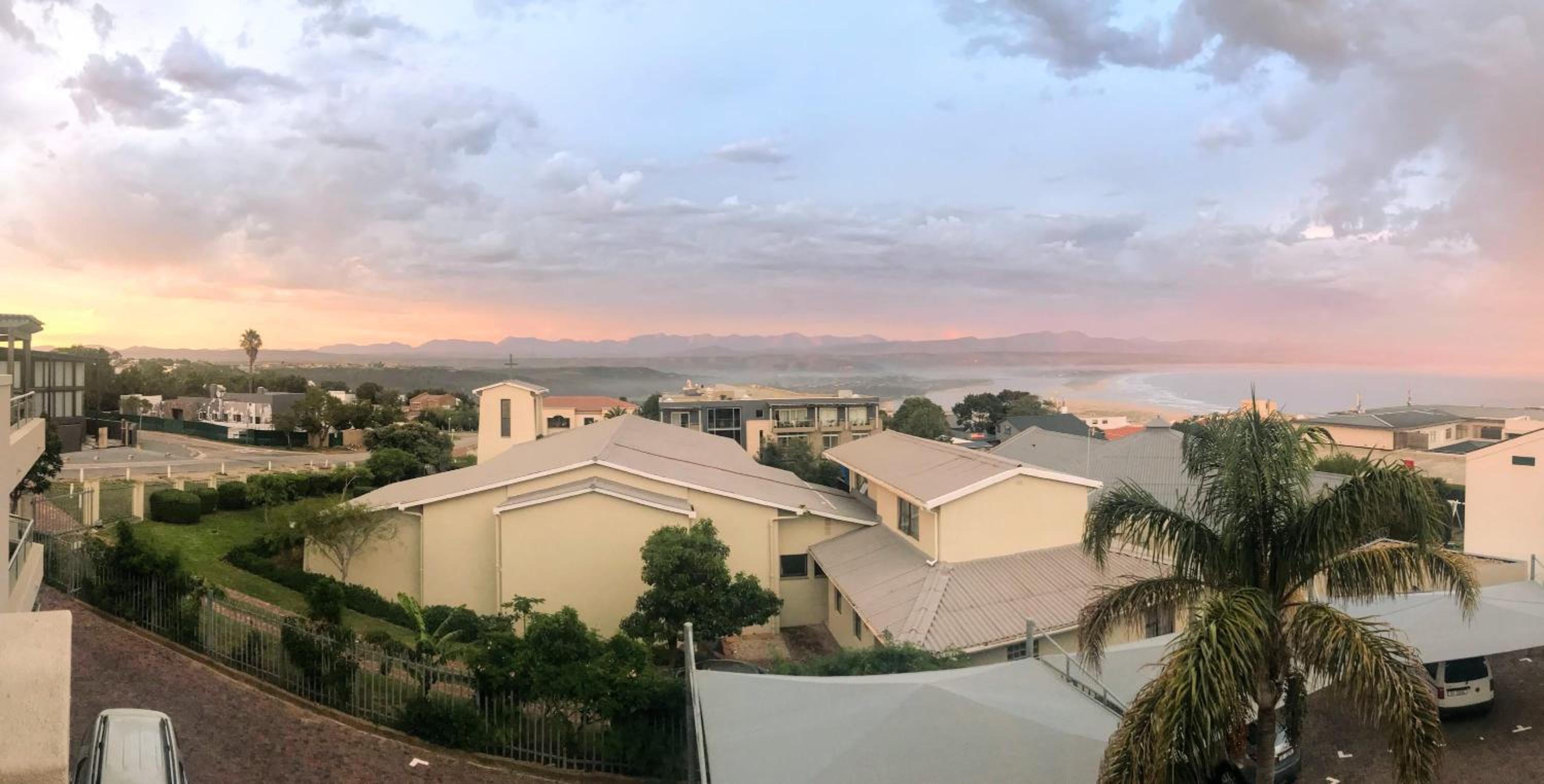 The Aquarella 3BD Coastal Stay with Sea Views view 3