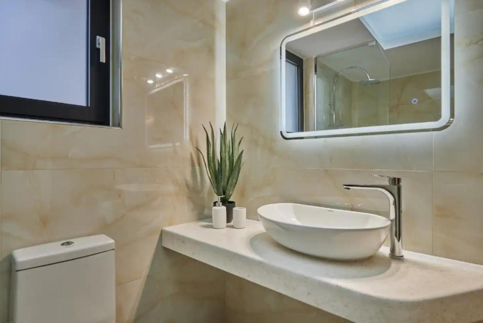 Iniohos Zante Hotel & Suites
