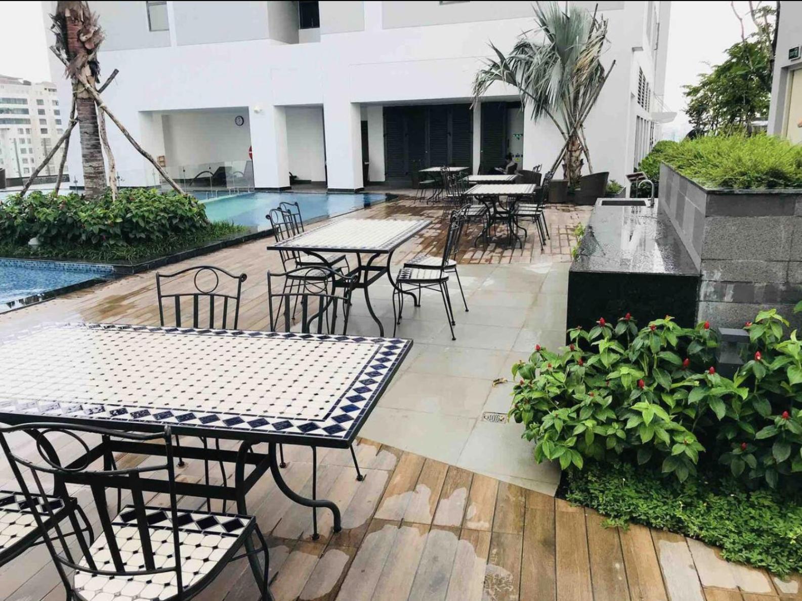 Genius Apartment River Gate Free Pool