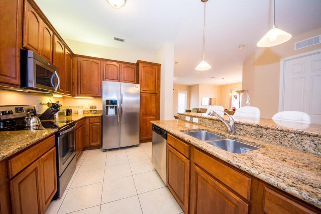 Luis Vista Cay Condo