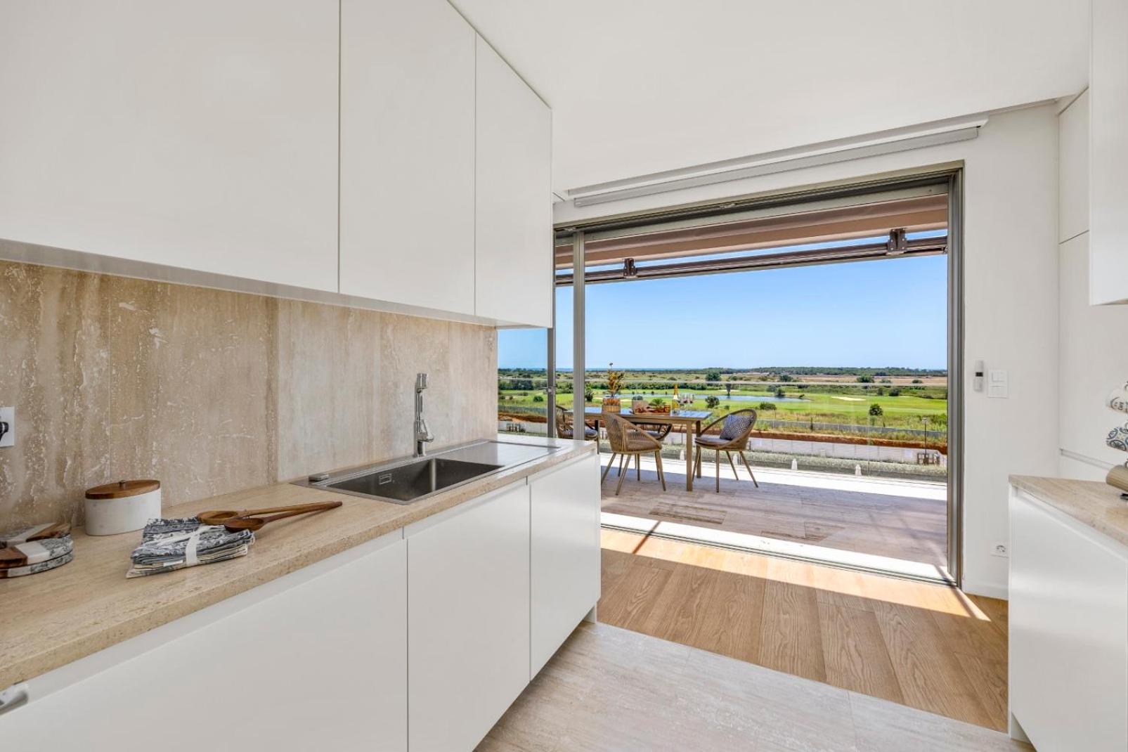 Vilamoura Luxury Retreat with Pool, Garden and Near Beach