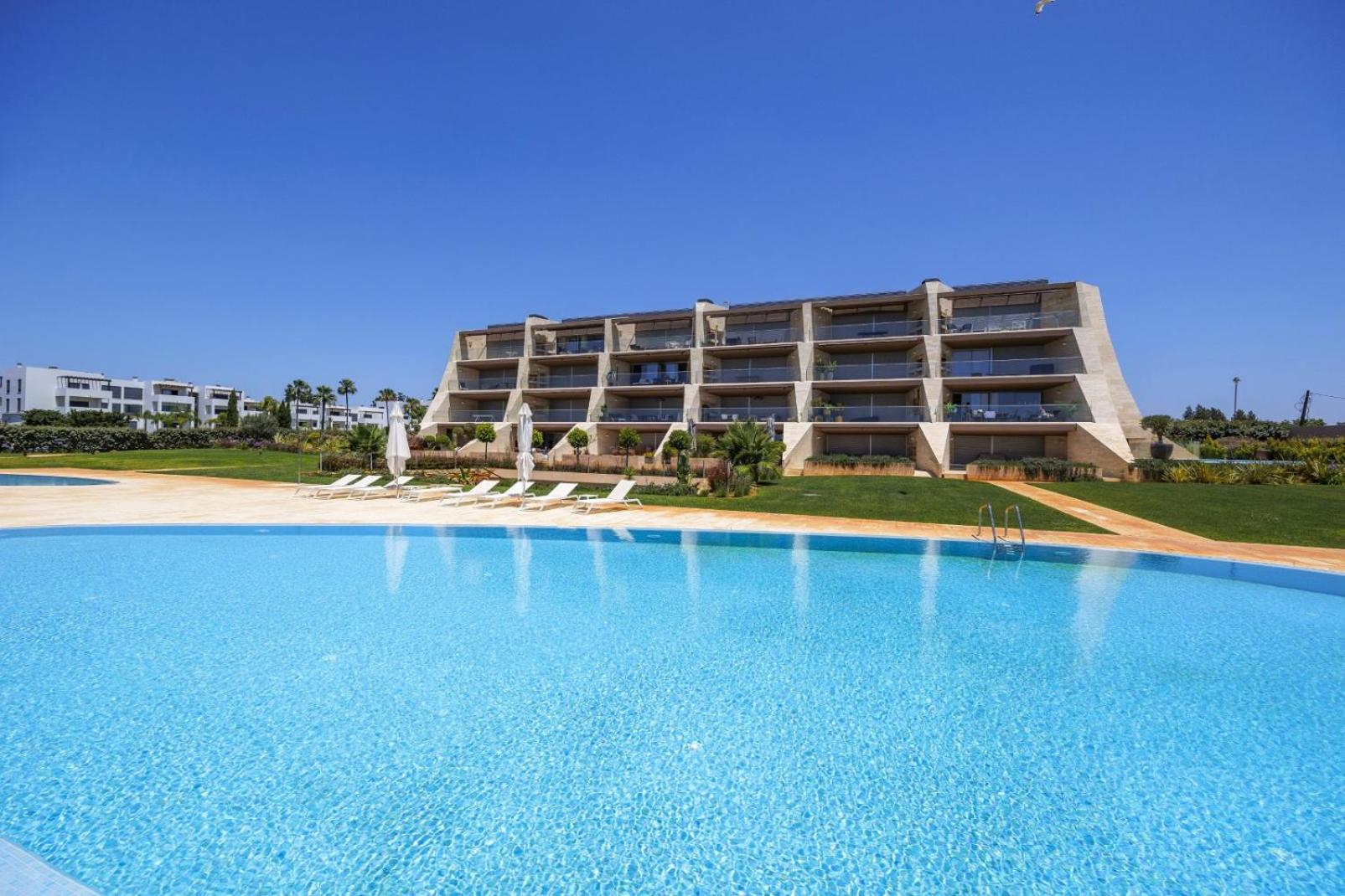 Vilamoura Luxury Retreat with Pool, Garden and Near Beach