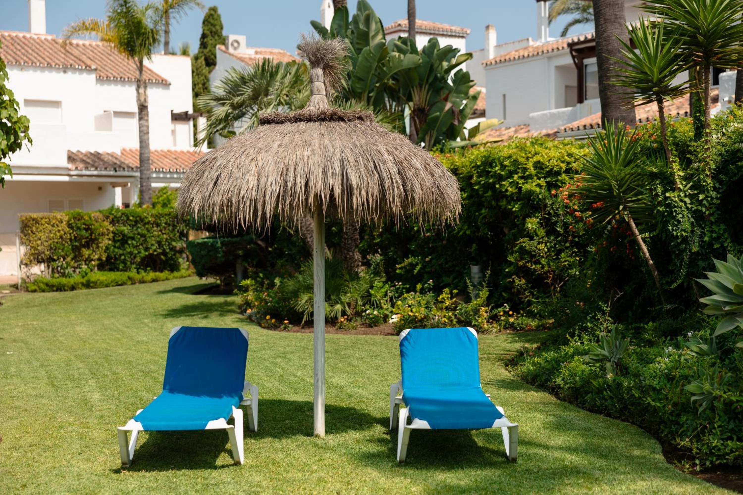 Marbella Vacations - Holiday apartment in first line beach complex in Urbanization Pueblo Mediterraneo, Marbella - Property Image 19