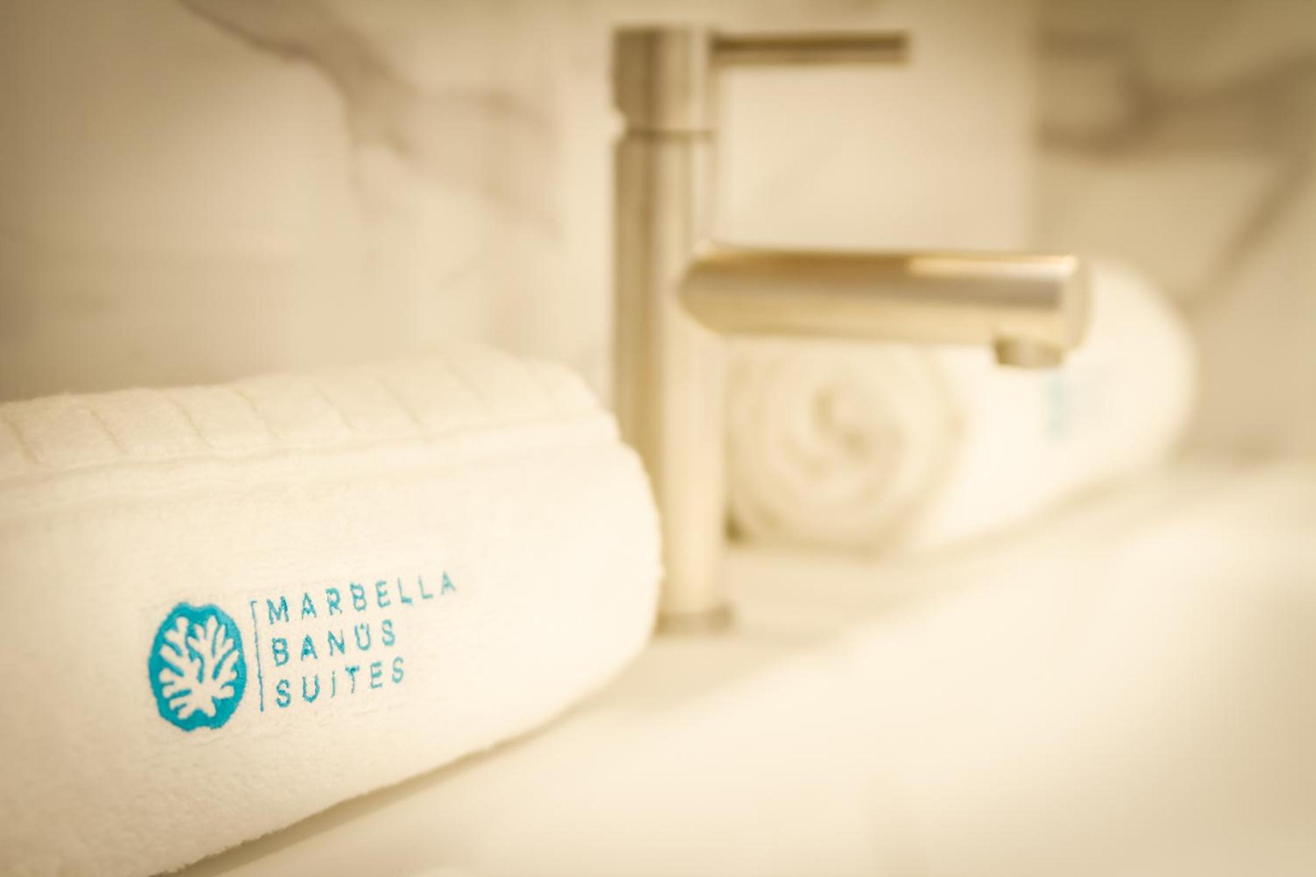 MARBELLA BANUS SUITES - Banus Playas del Duque Beachside Residential