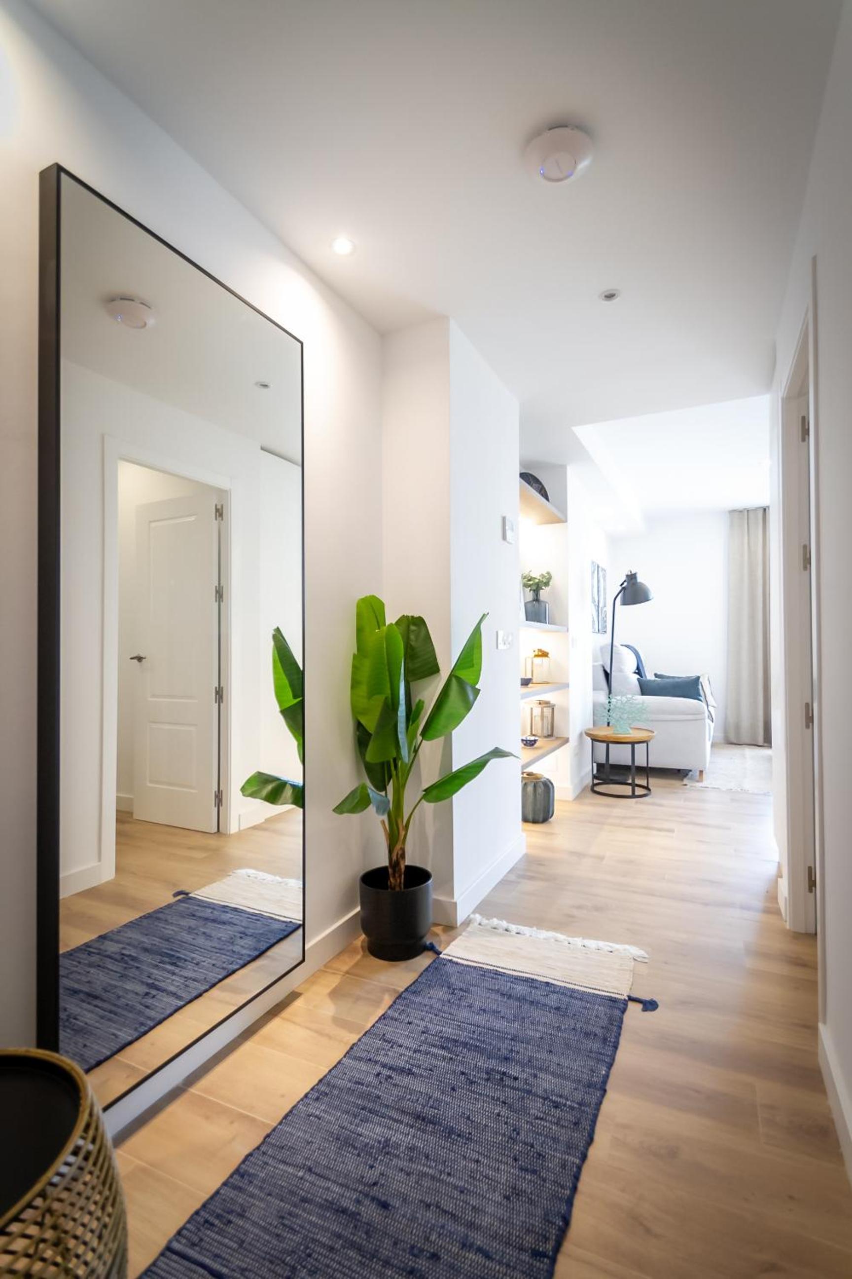 MARBELLA BANUS SUITES - Banus Playas del Duque Beachside Residential