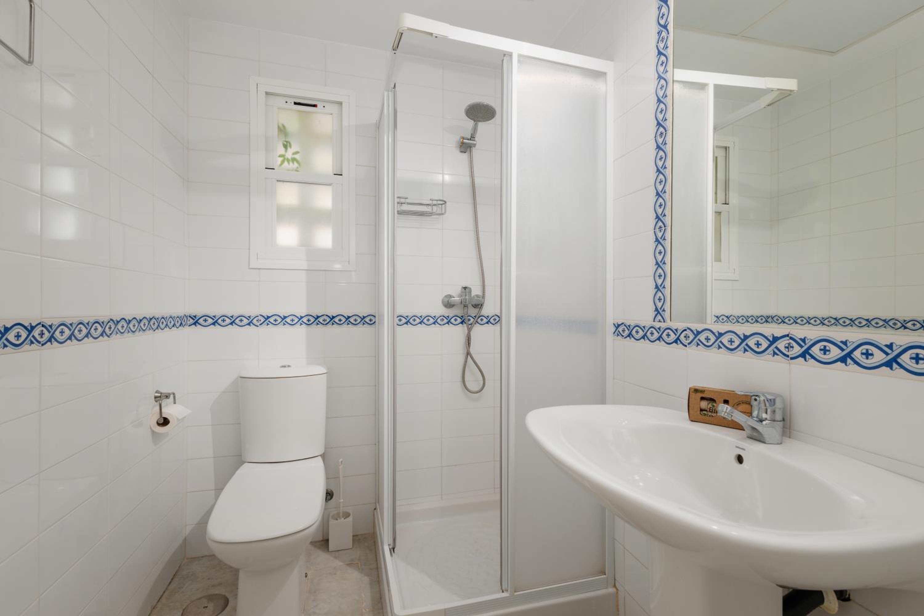 Marbella Vacations - Holiday apartment in first line beach complex in Urbanization Pueblo Mediterraneo, Marbella - Property Image 38