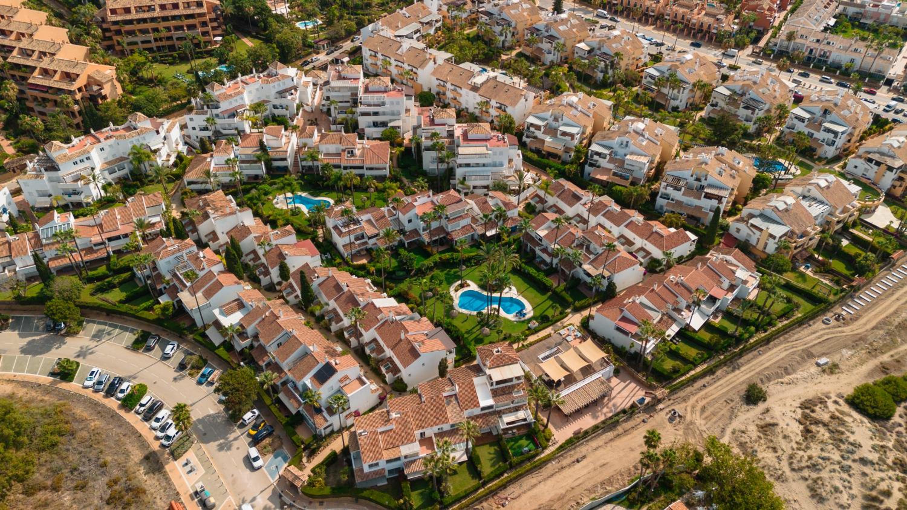 Marbella Vacations - Holiday apartment in first line beach complex in Urbanization Pueblo Mediterraneo, Marbella - Property Image 27