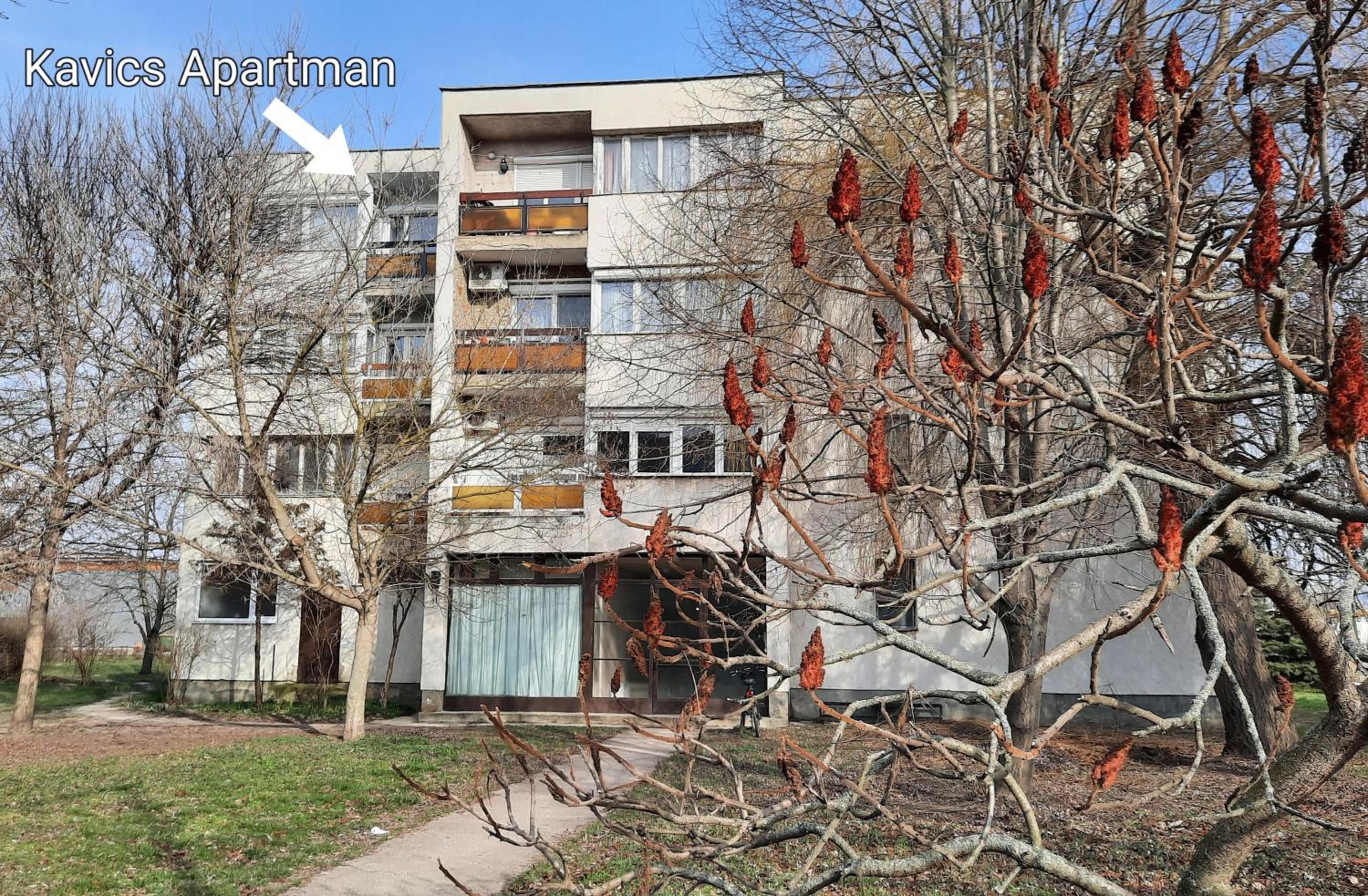 Kavics Apartman Tata