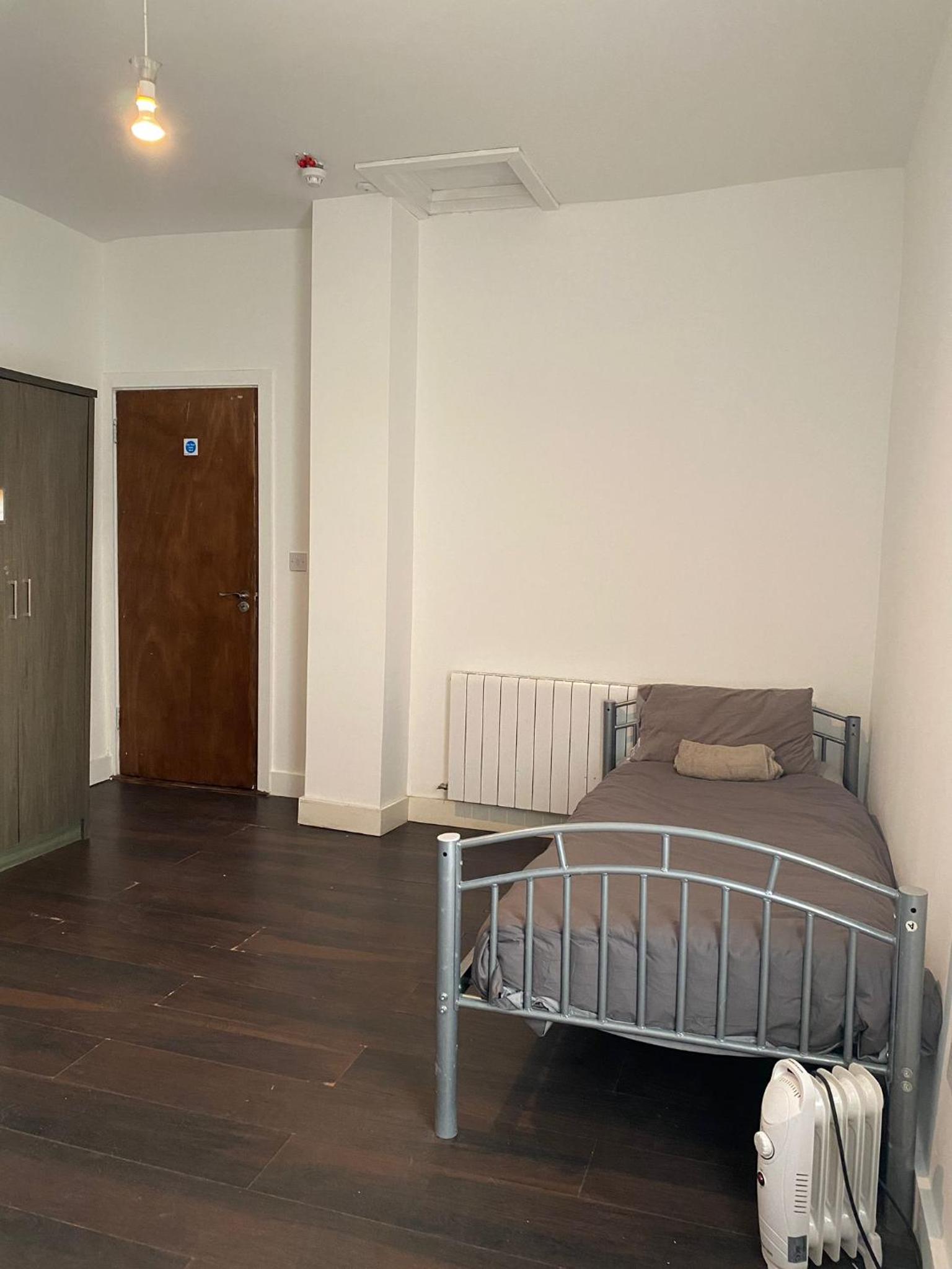 Sarsfield Hostel