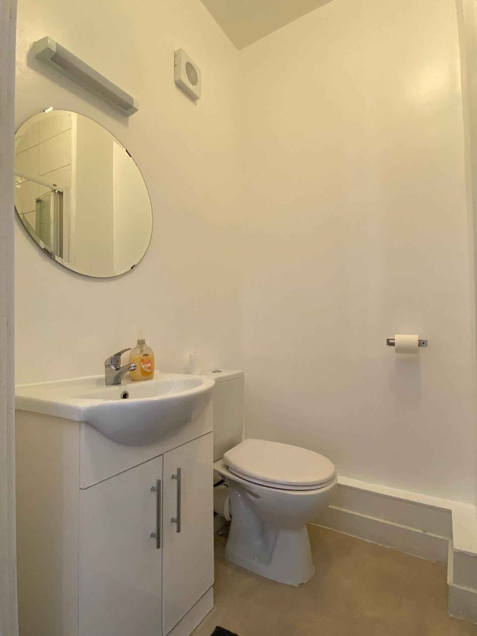 Sarsfield Hostel