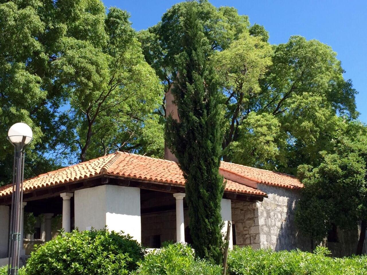 Moderne Familienwohnung mit Panorama-Meerblick
