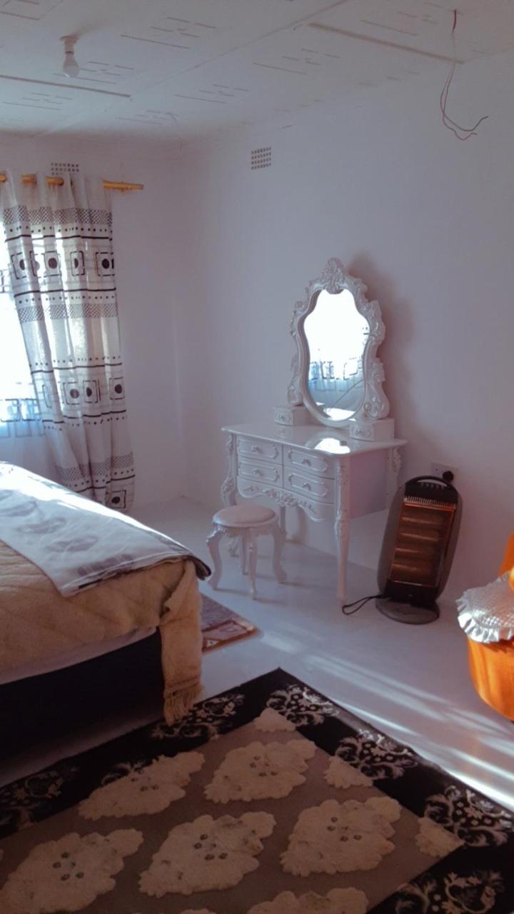 KMK APARTMENTS