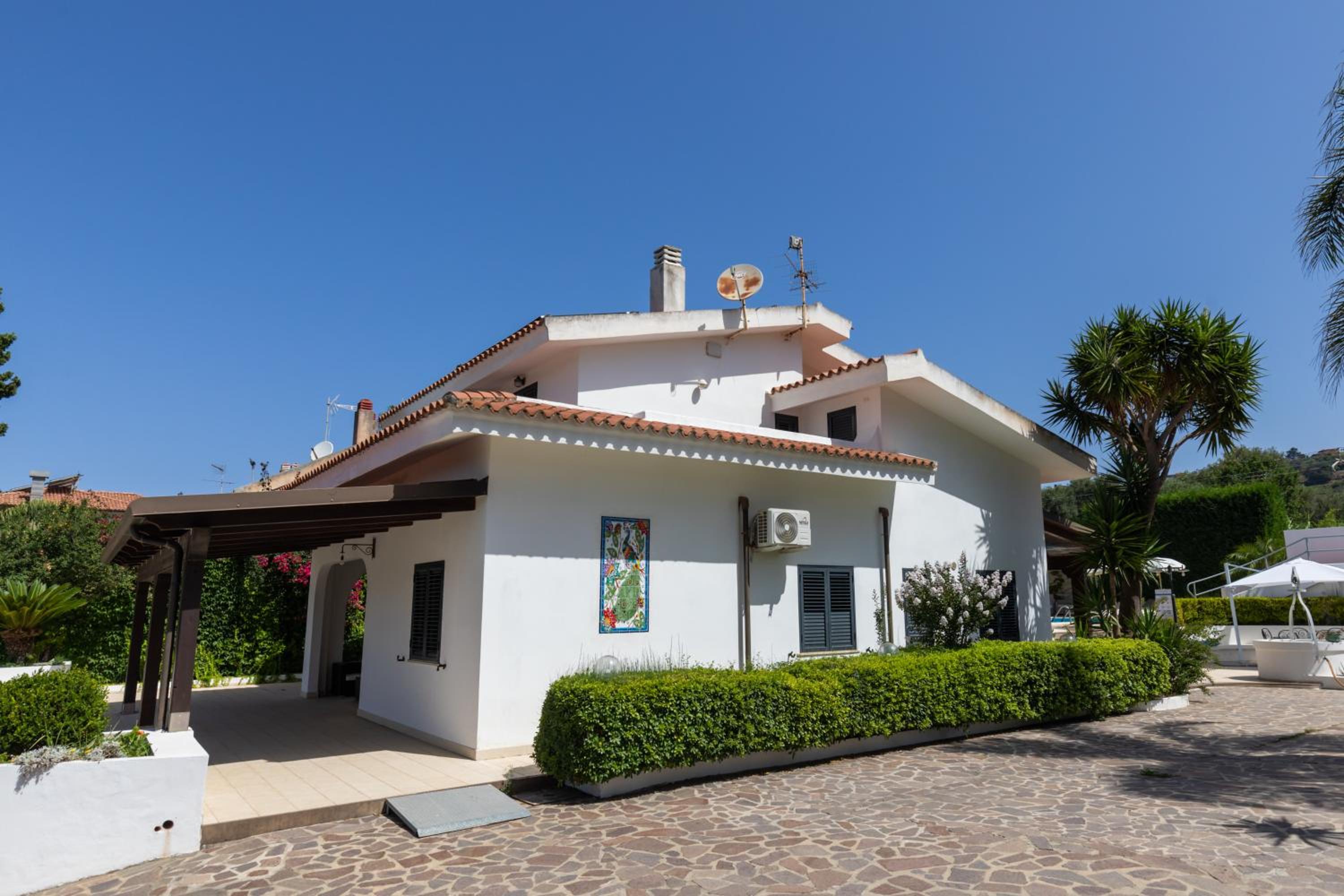 Villa Kore, Capo Vaticano view 2