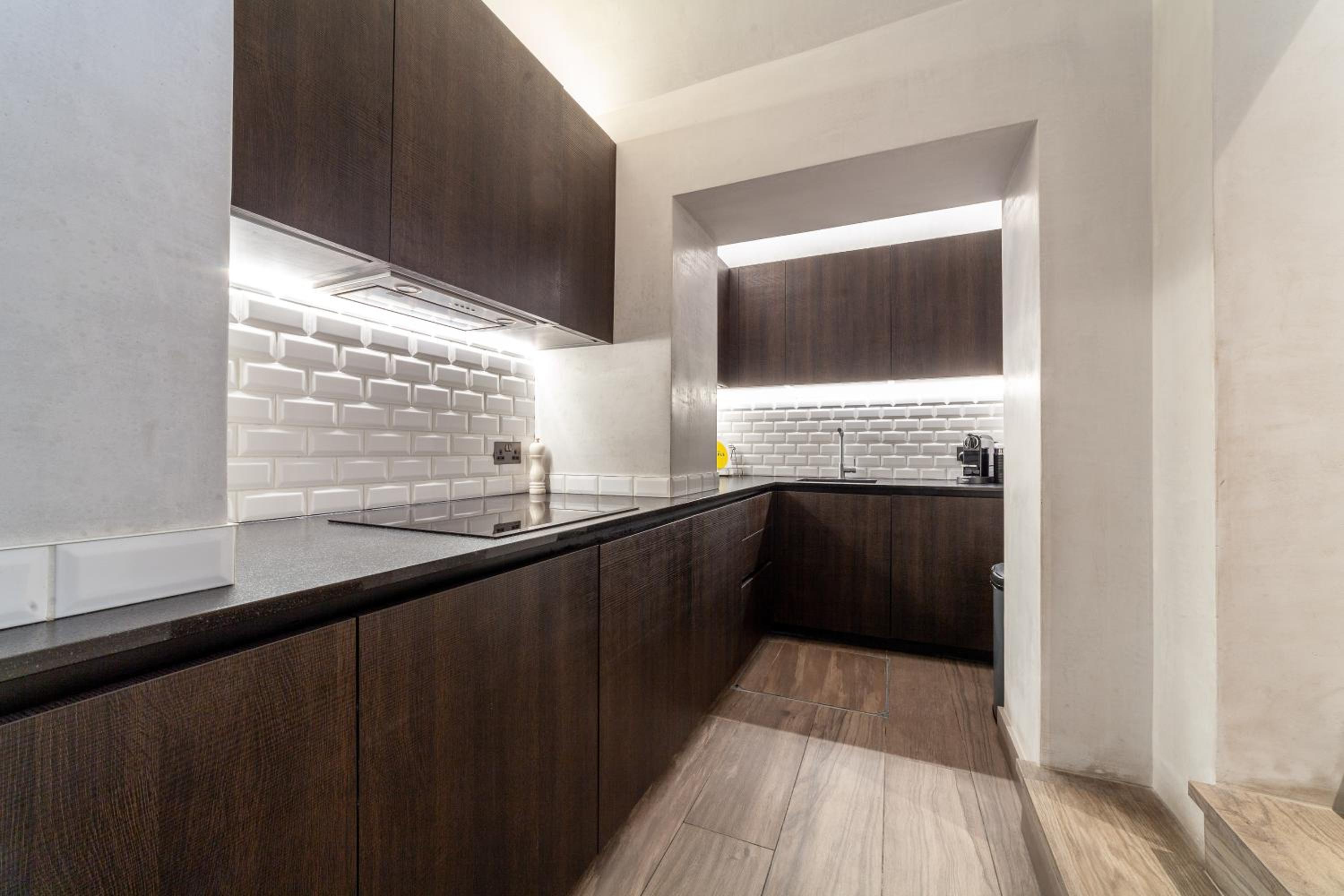 Stunning Modern 2BR Flat wGarden near Harrods