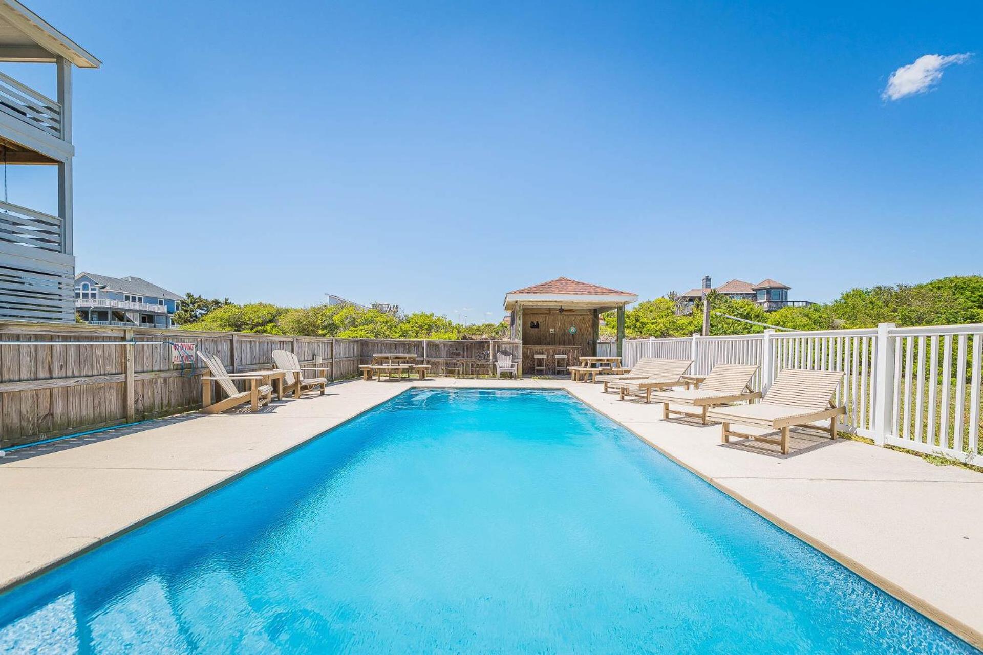 Beach Hive - Corolla, Whalehead, 75 Yds to Beach, Ocean View, Pool, Cabana, Hot Tub, Arcade view 3