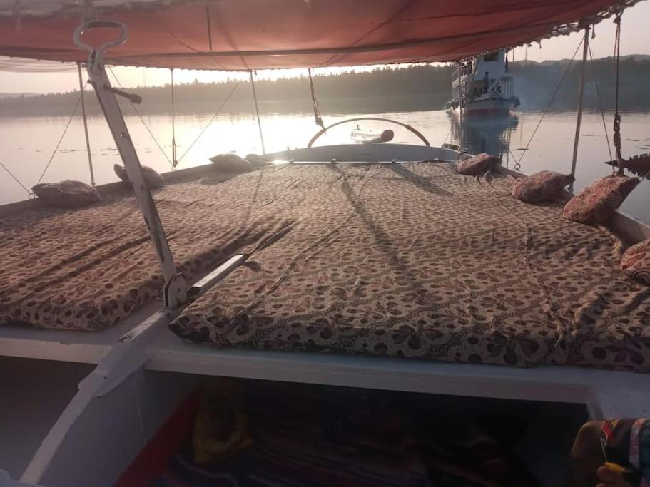 Felucca, lateen sailing boat , to discover the Nile view 4