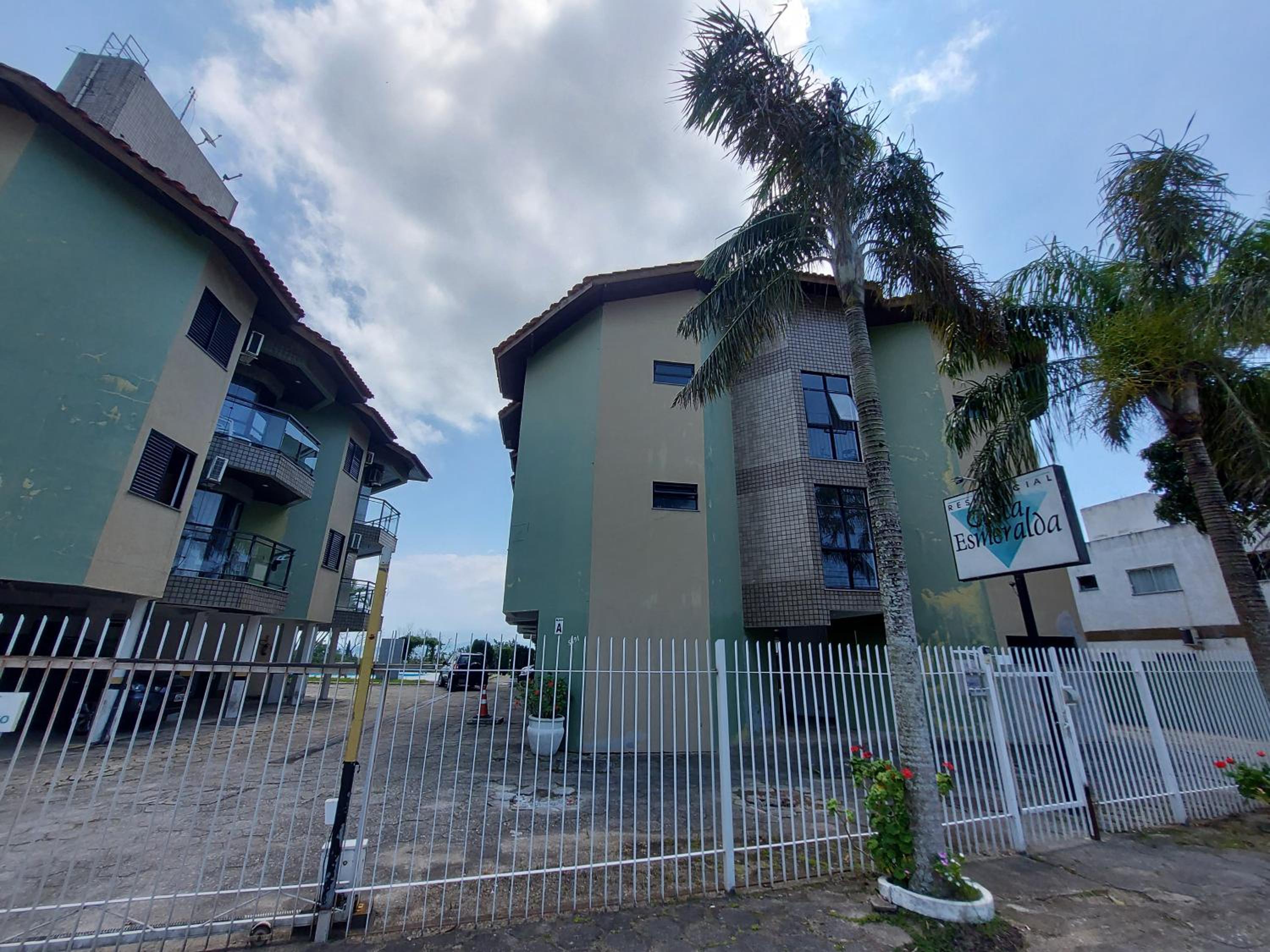 Lindo apartamento com vista para o mar (C142)