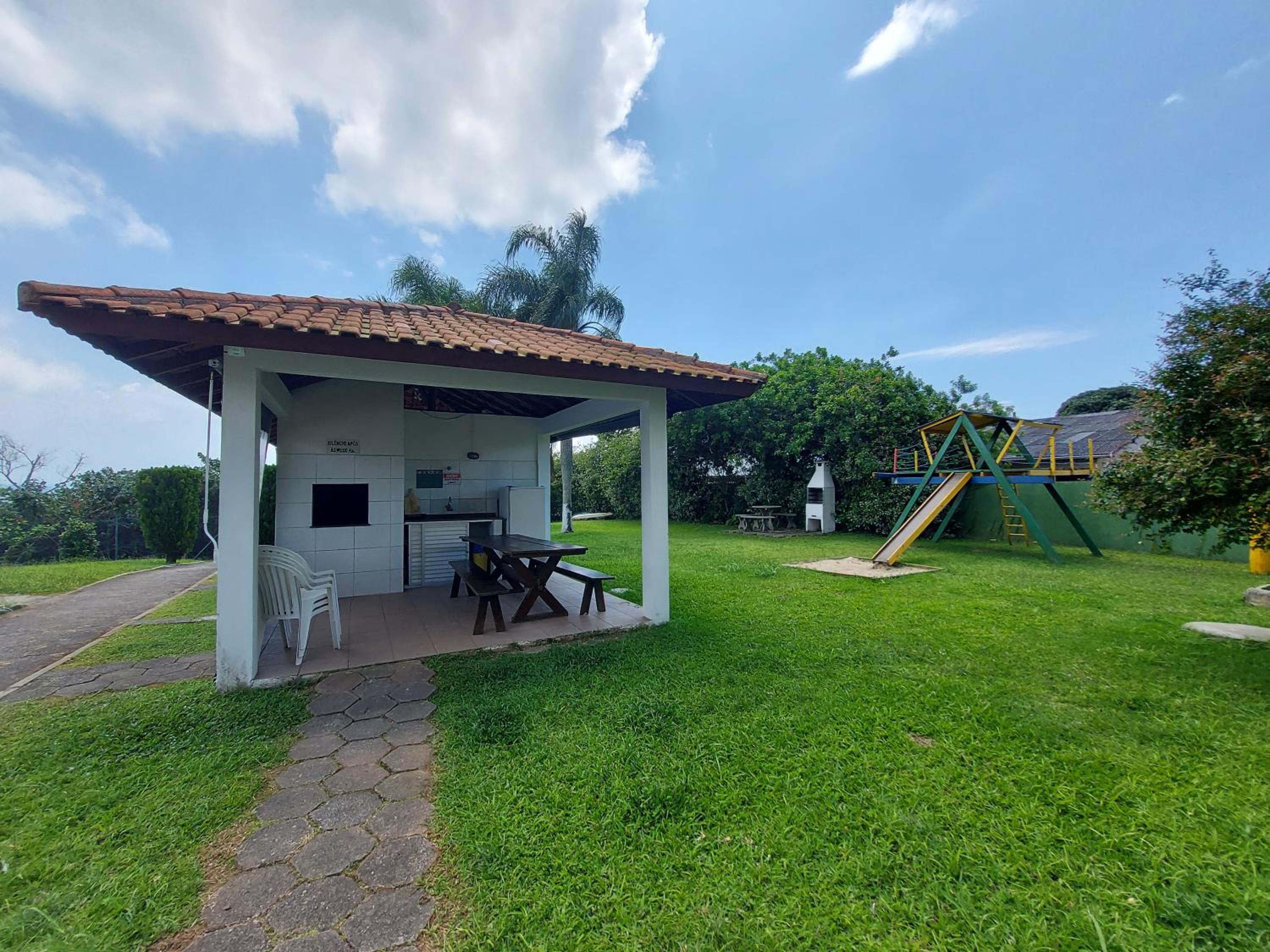 Lindo apartamento com vista para o mar (C142)