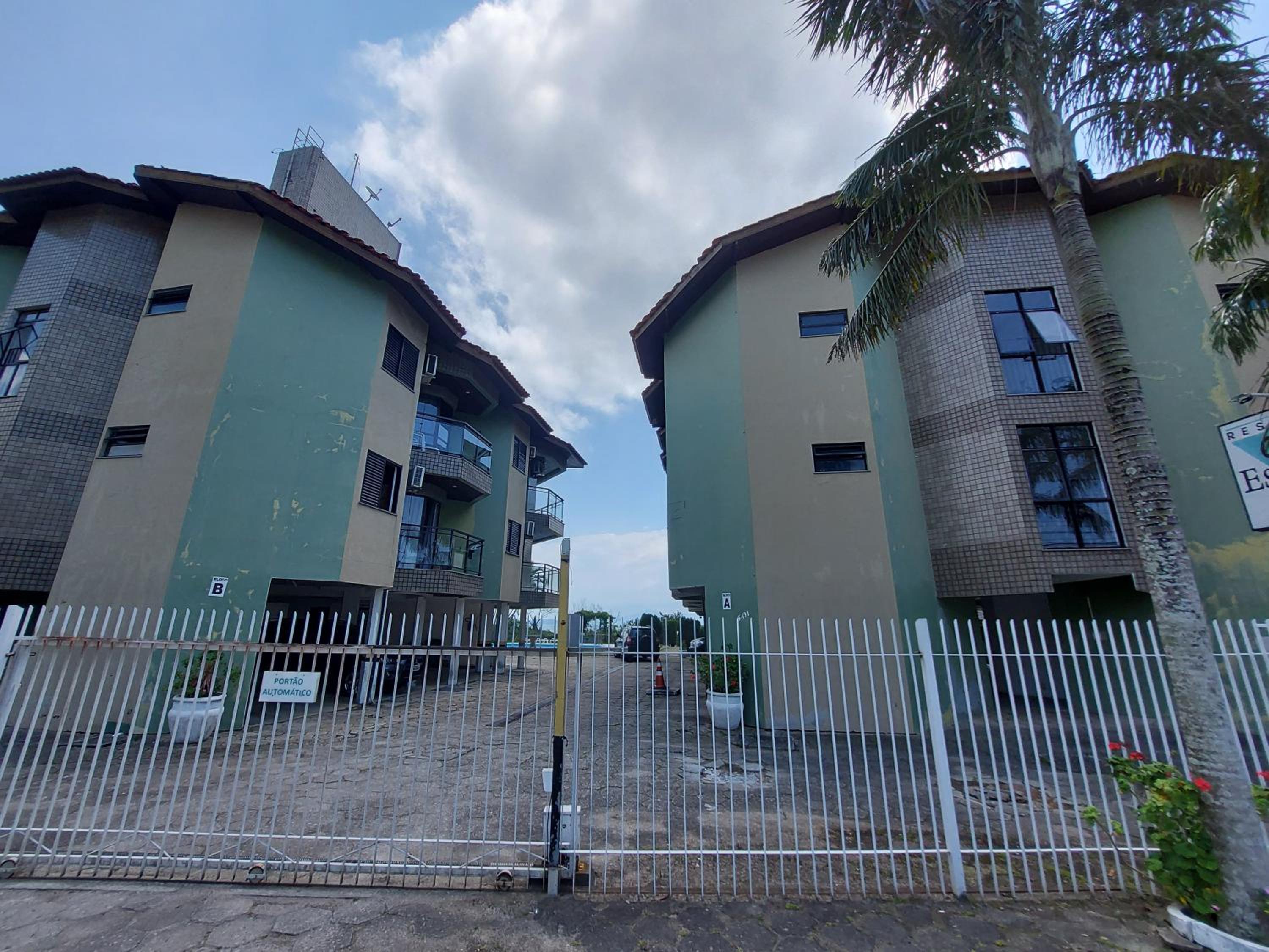 Lindo apartamento com vista para o mar (C142)
