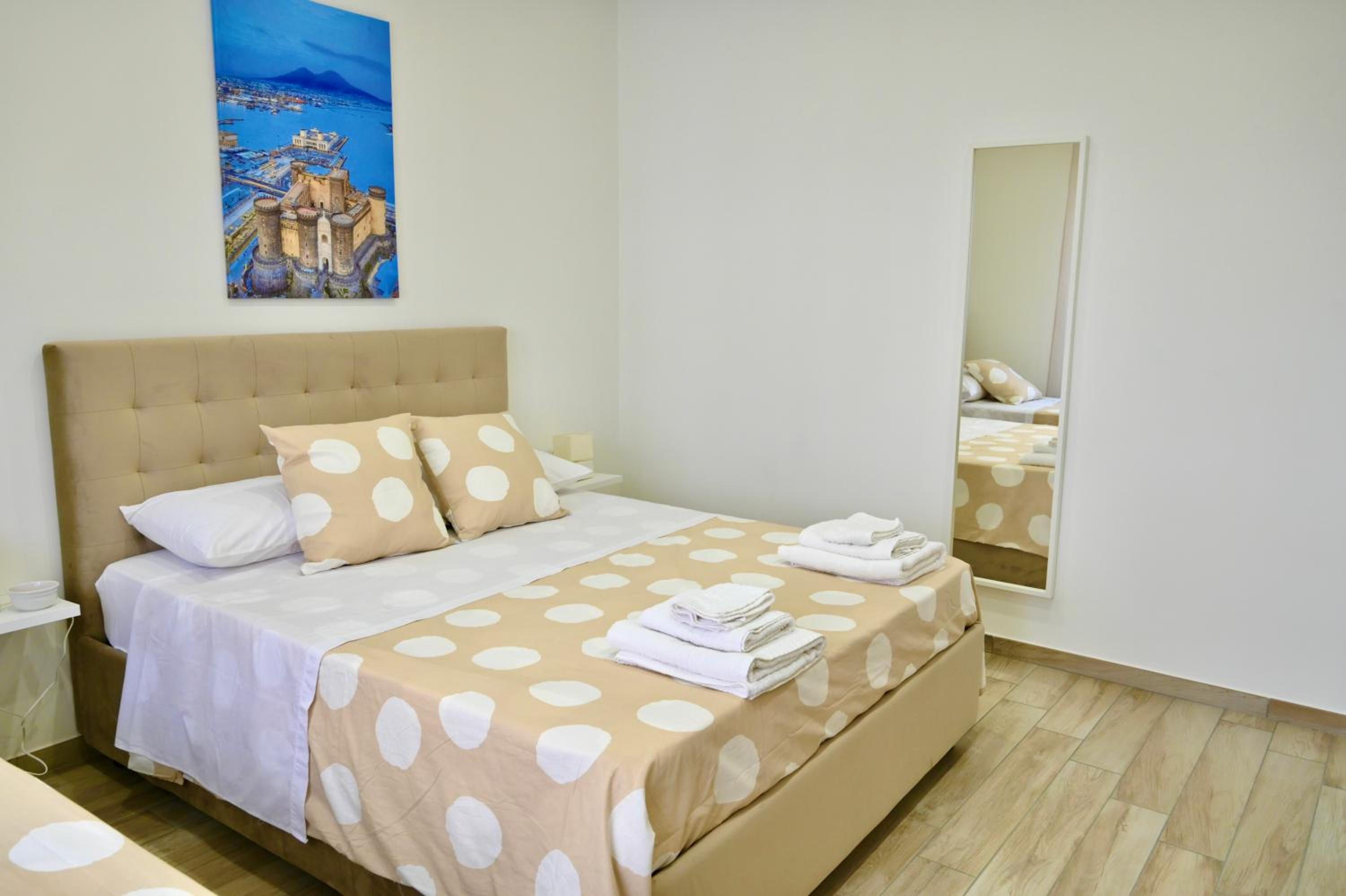Naples Home 11 photo 5