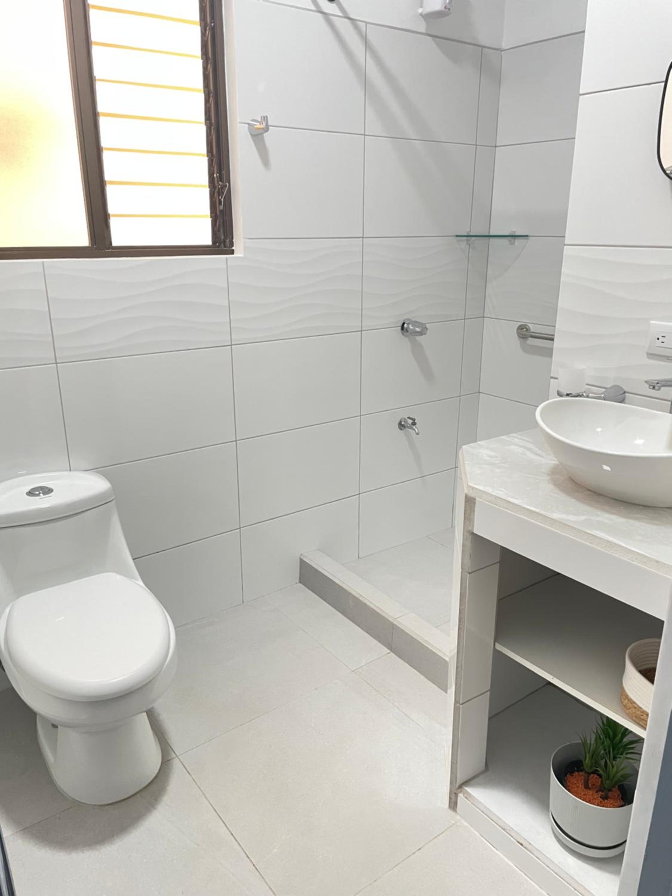 3 Min from SJO airport Kaeli