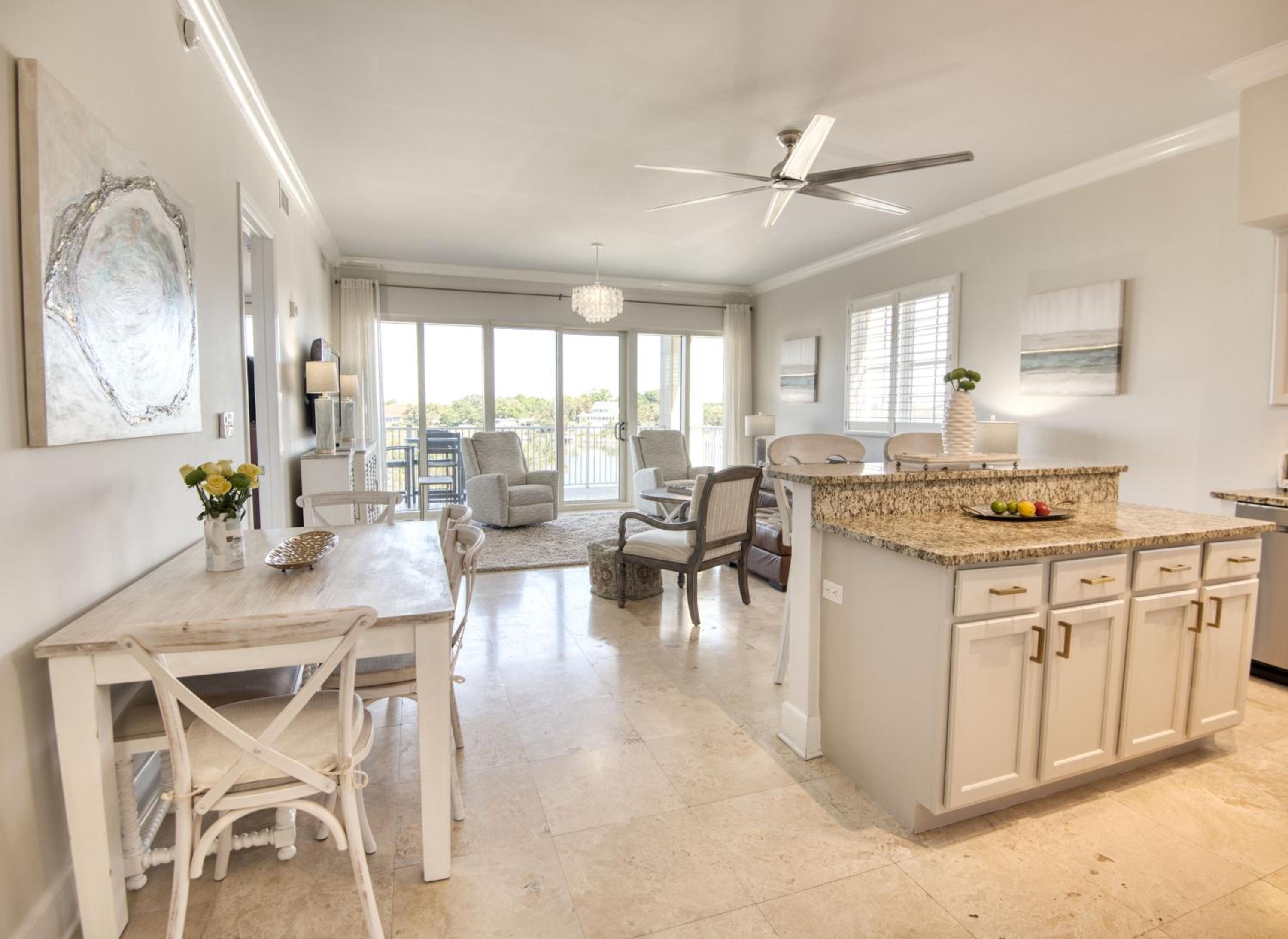 Perdido Escape Spacious 3BR 3BA Condo Beach Pool view 5