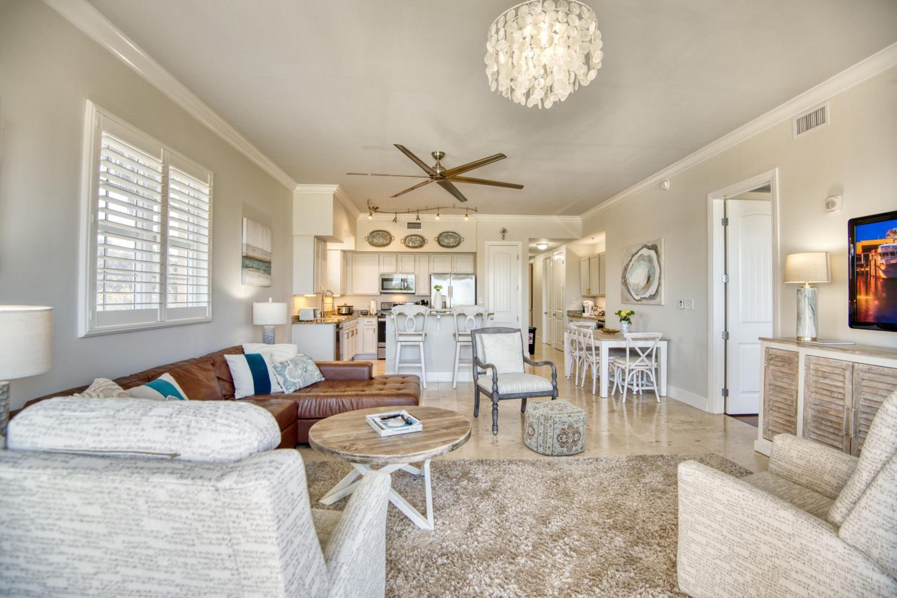 Perdido Escape Spacious 3BR 3BA Condo Beach Pool view 2