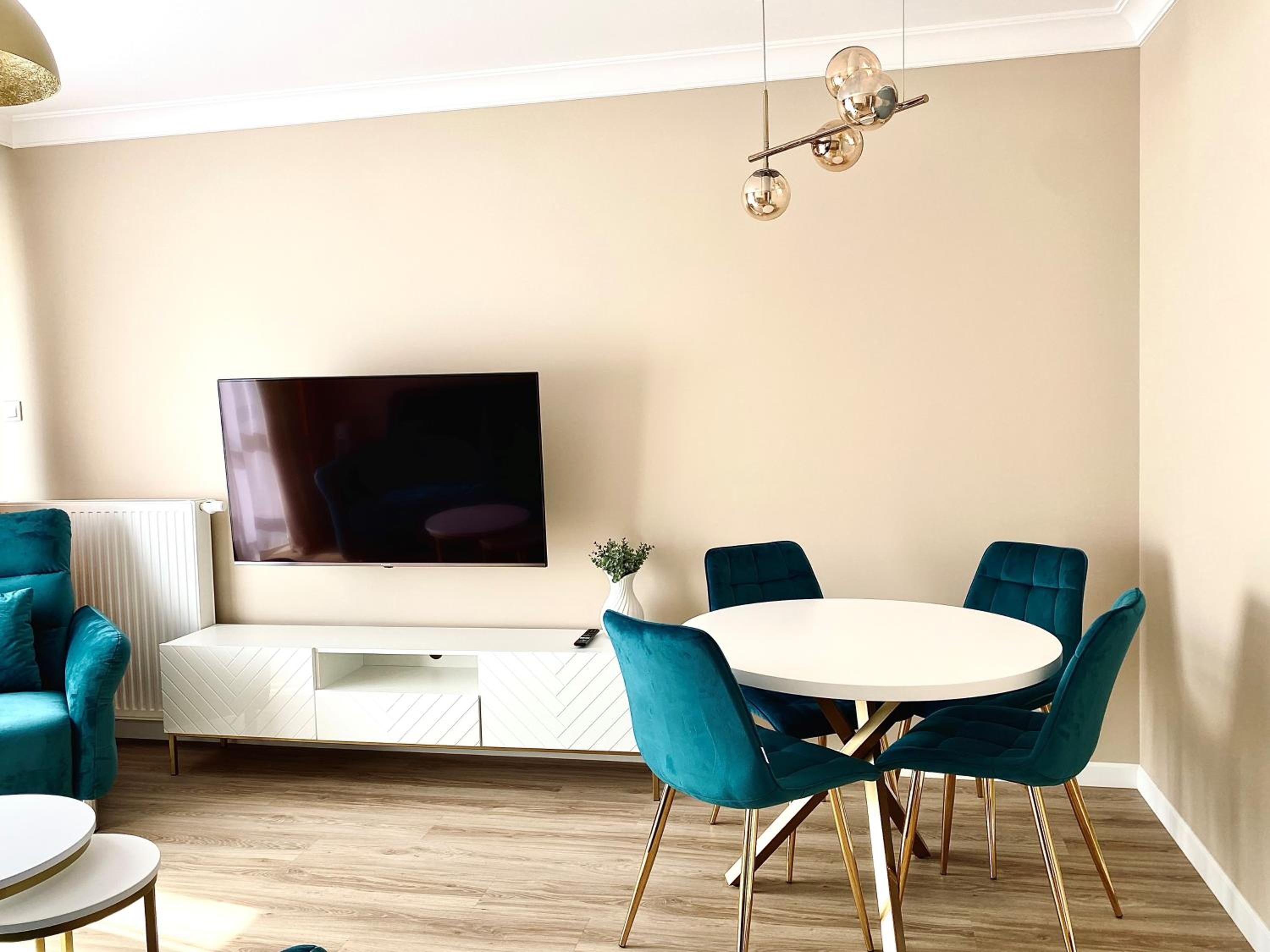 Flatbook - Old Town Deluxe Apartments with Sauna and Parking