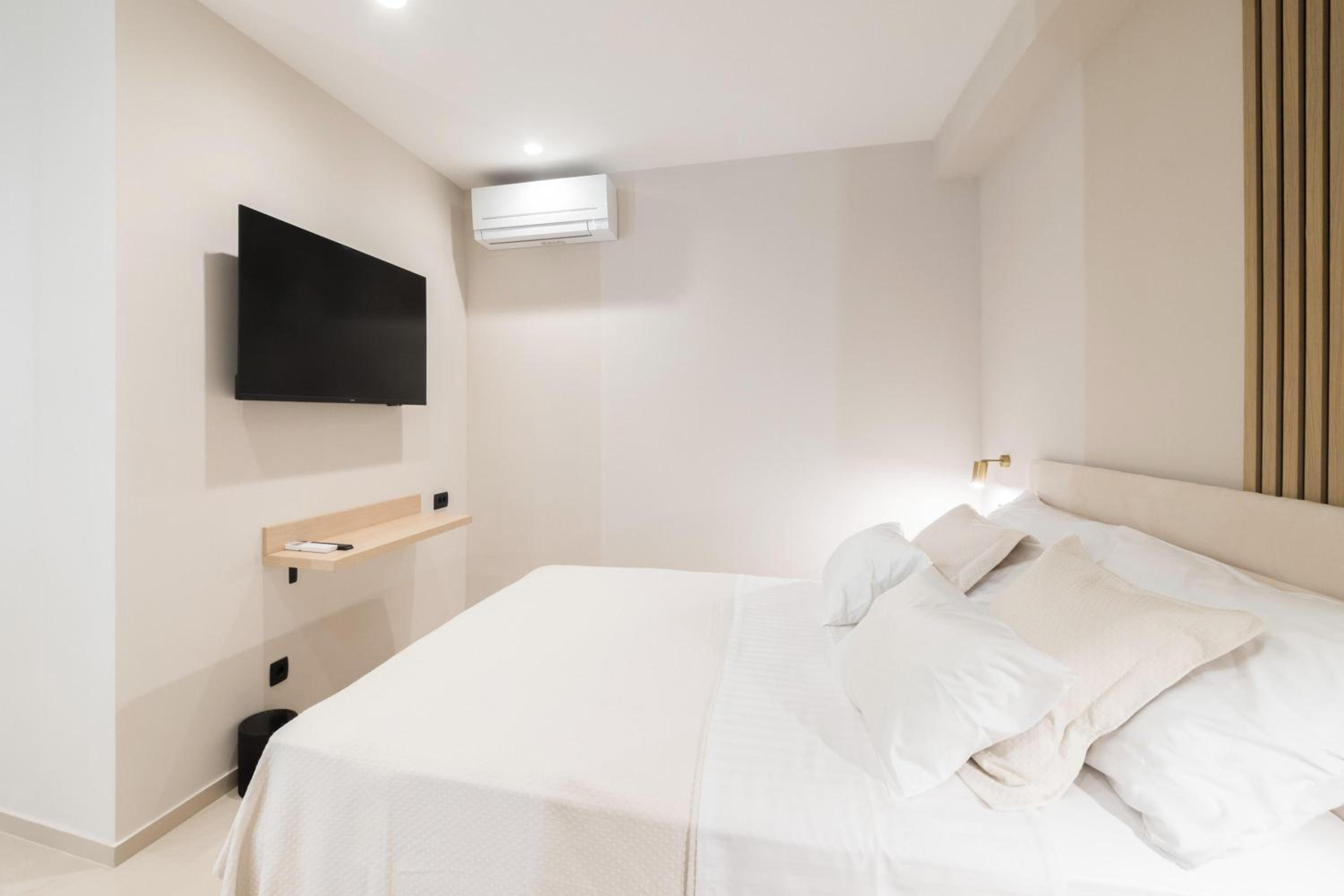 Tonio Rooms view 4