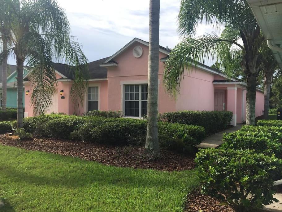 Private Villa with Pool near Disney in Davenport, US