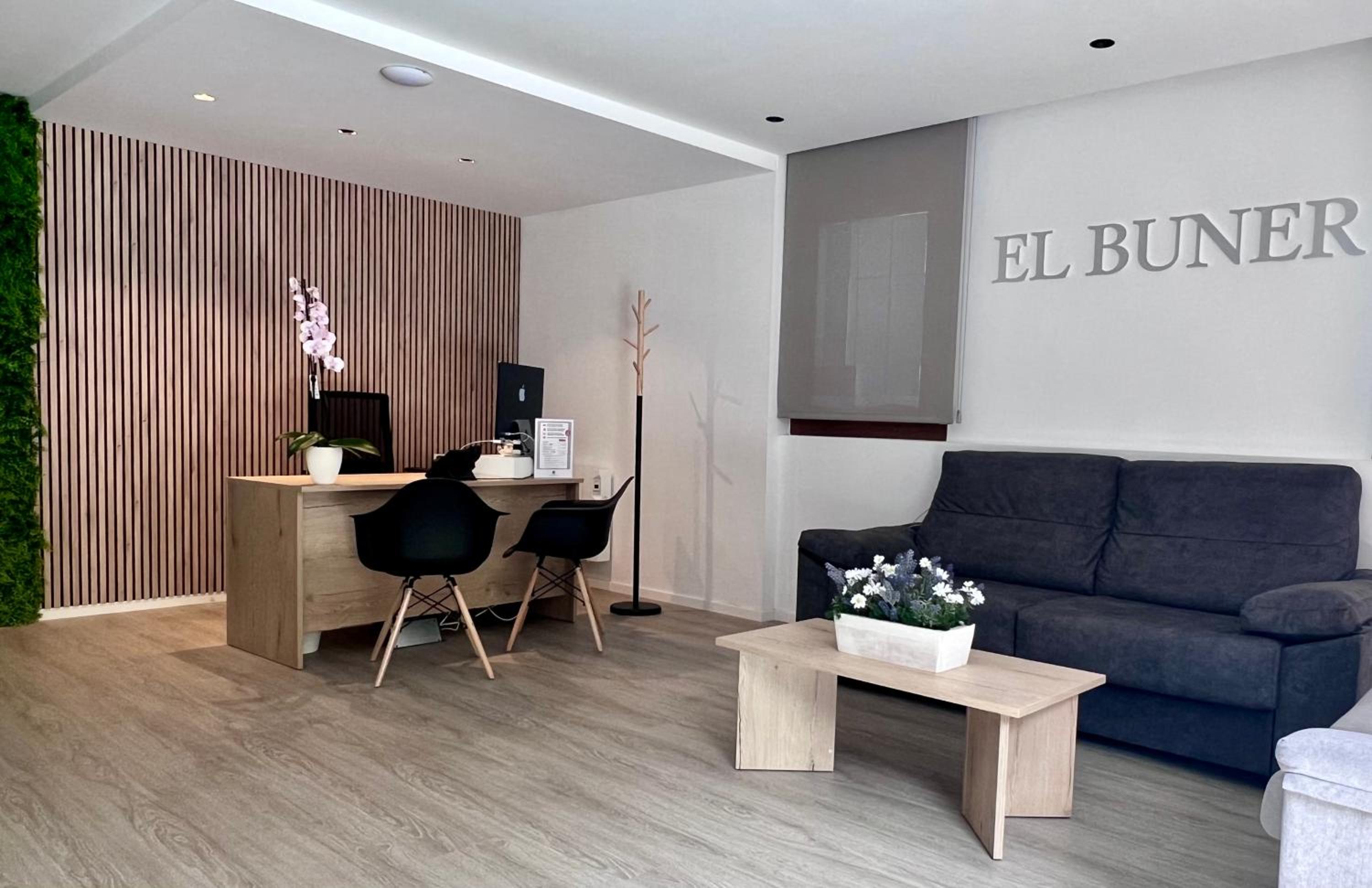 Apartaments Turistics El Buner