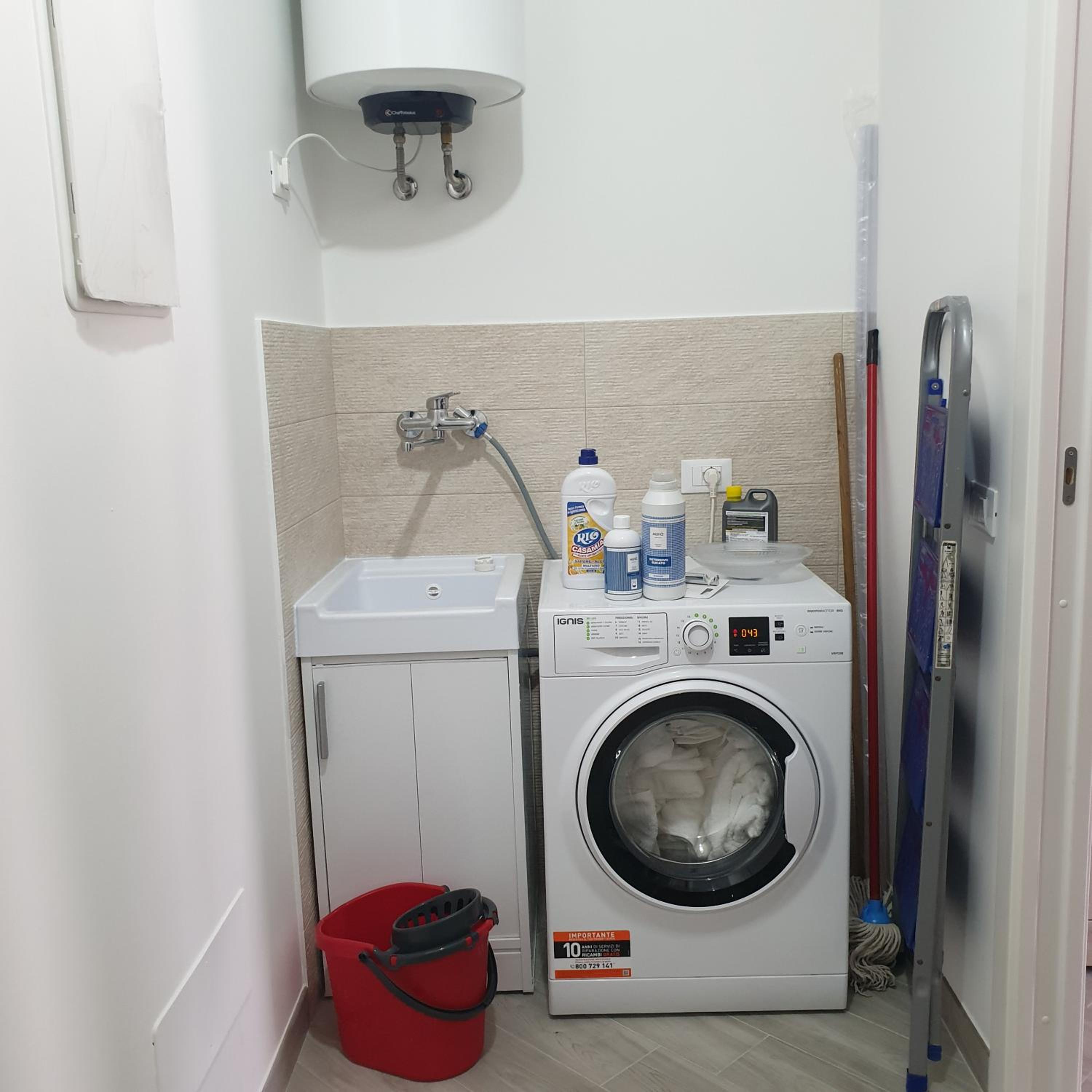 Photo 8
