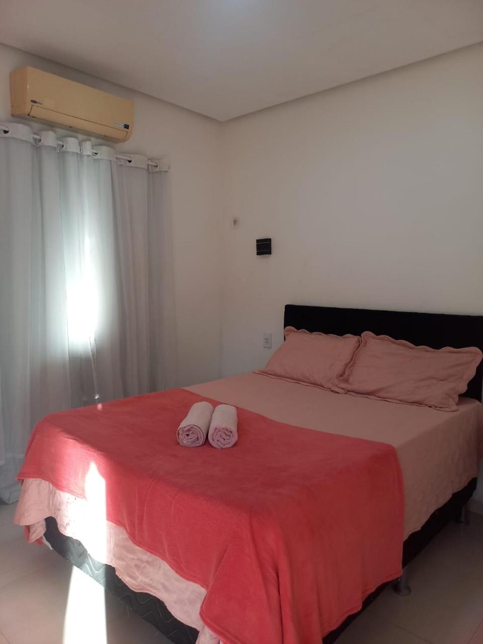 CASA CONFORTÁVEL COM 4 QUARTOS EM ALTER DO CHÃO