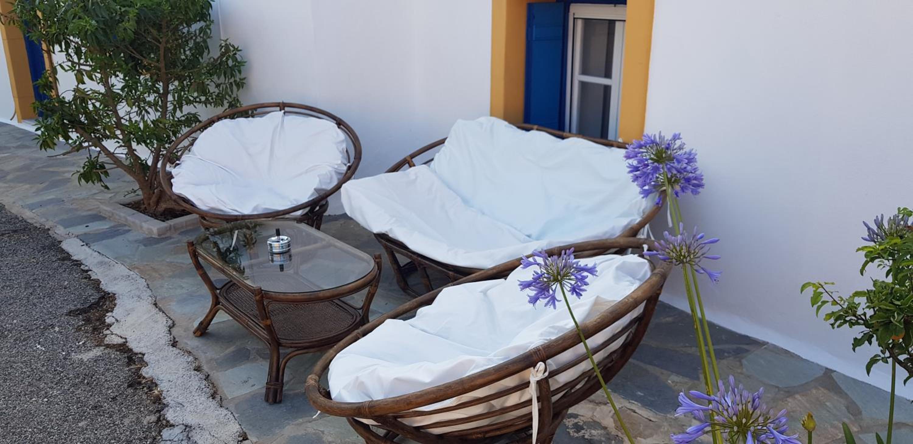 LOURANTIANIKA HOUSE