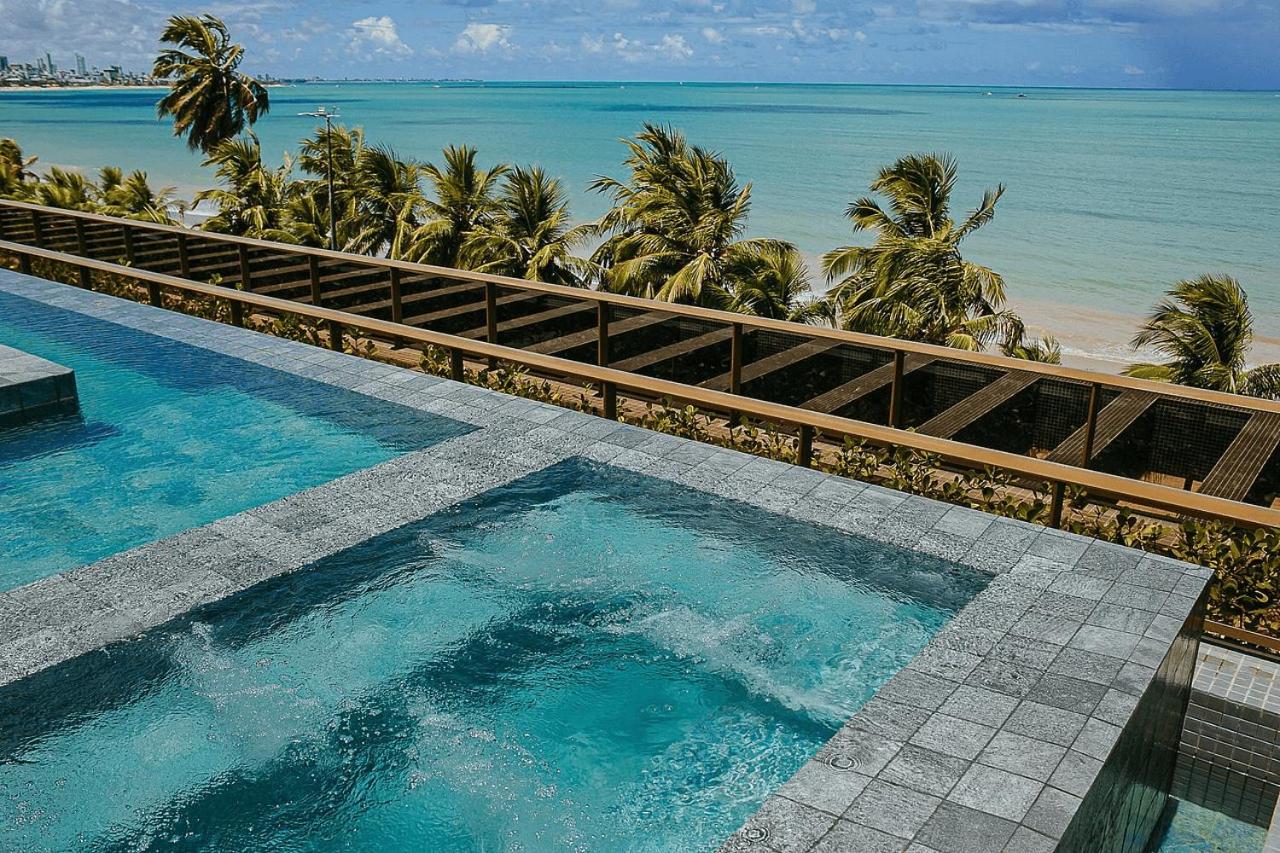 Unity #325 - Comfort in Cabo Branco by Carpediem