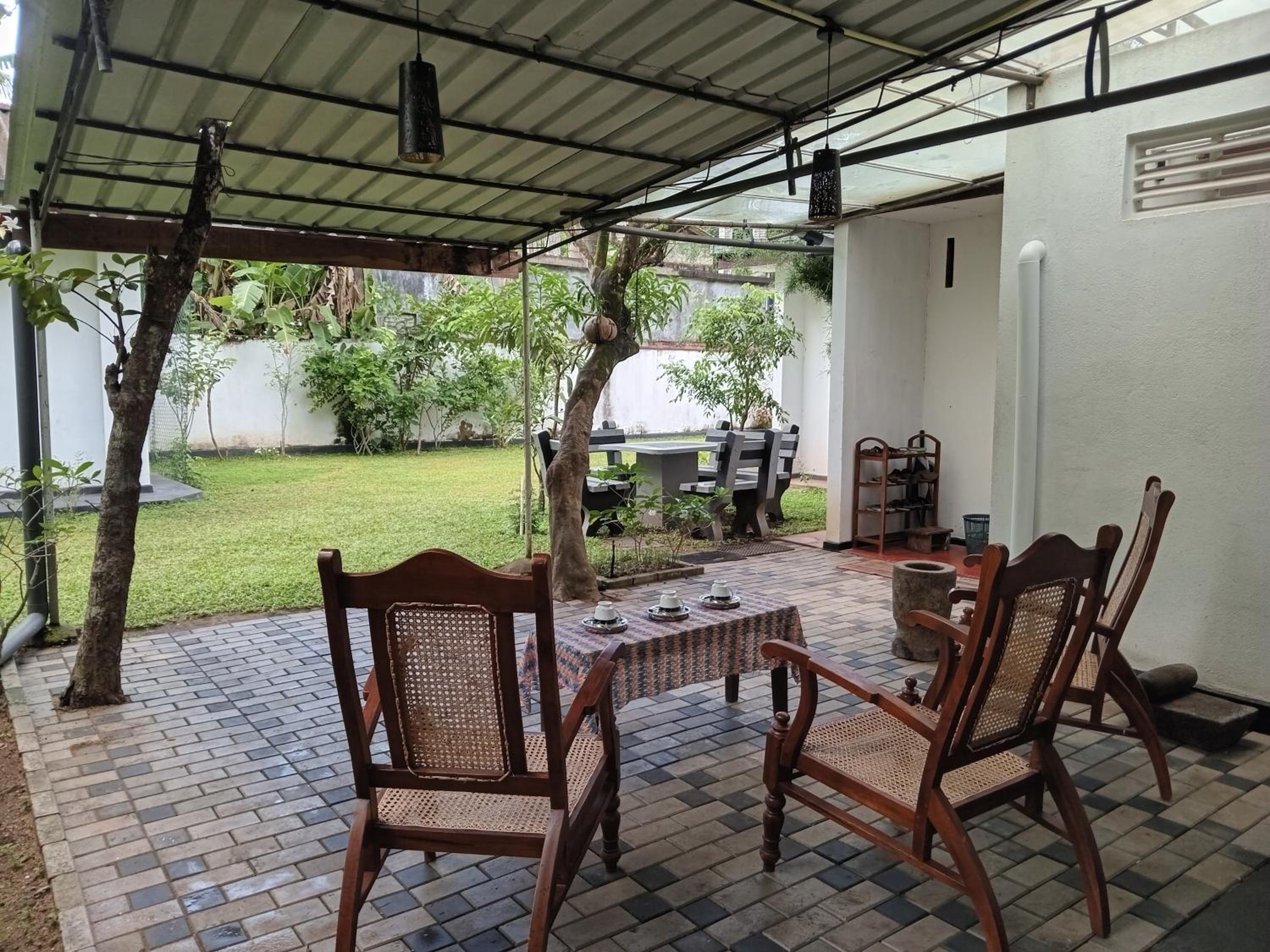 Nature Green Villa - Mirissa - Weligama - Whole Villa for One Family or Party view 3