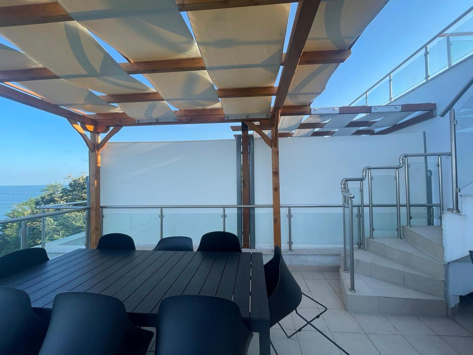 Penthouse at White Cliffs