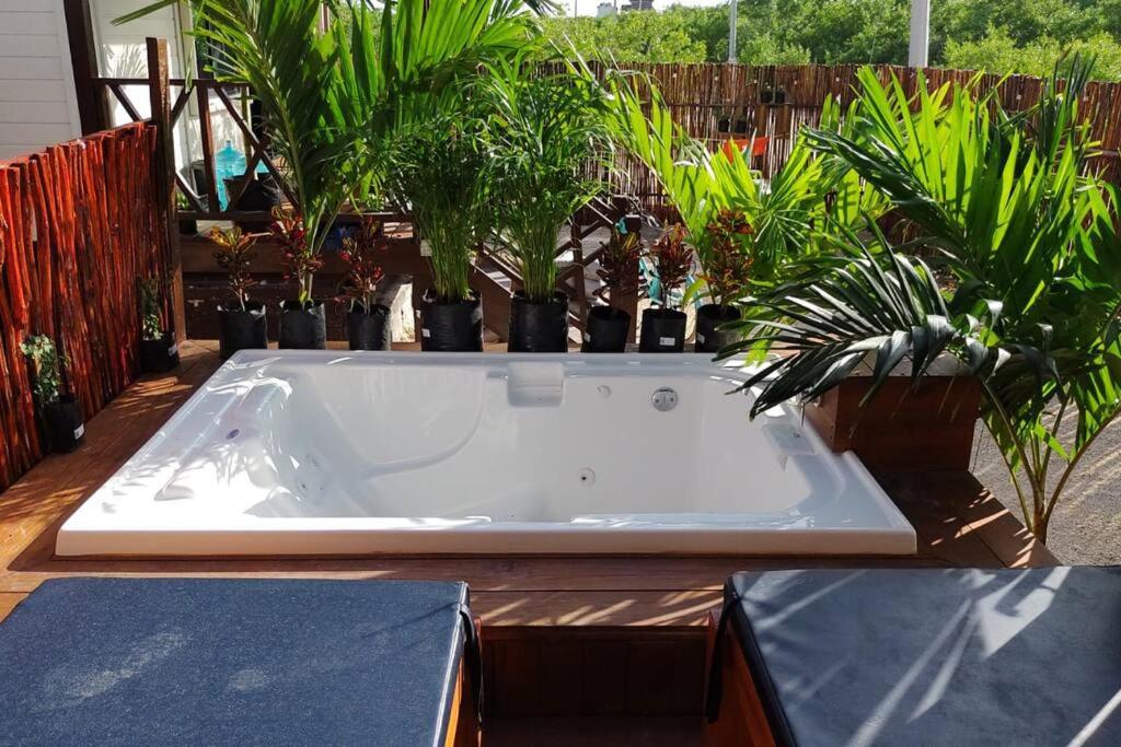 Cabaña con jacuzzi cerca del mar