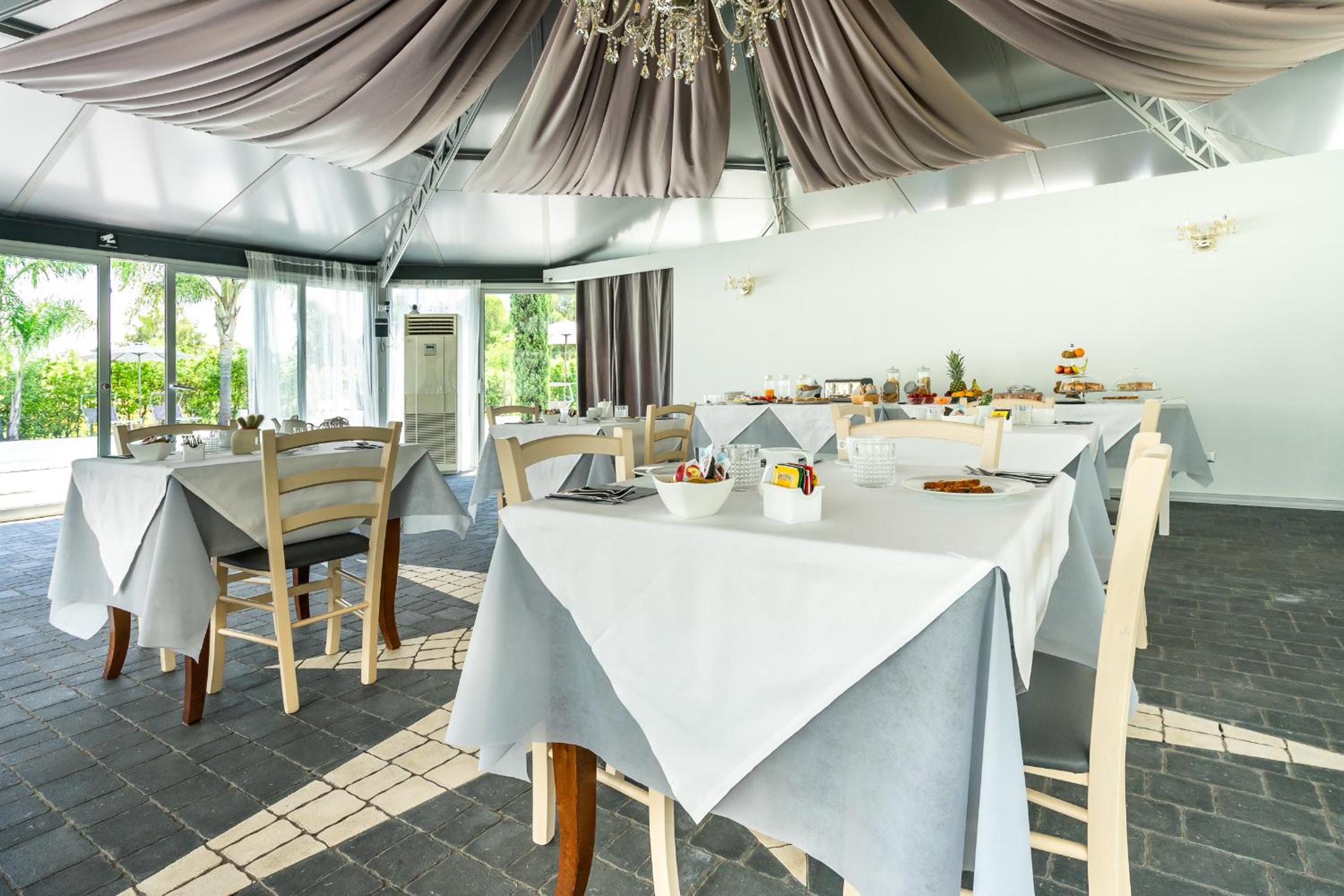 Casale Delle Ronde B&B
