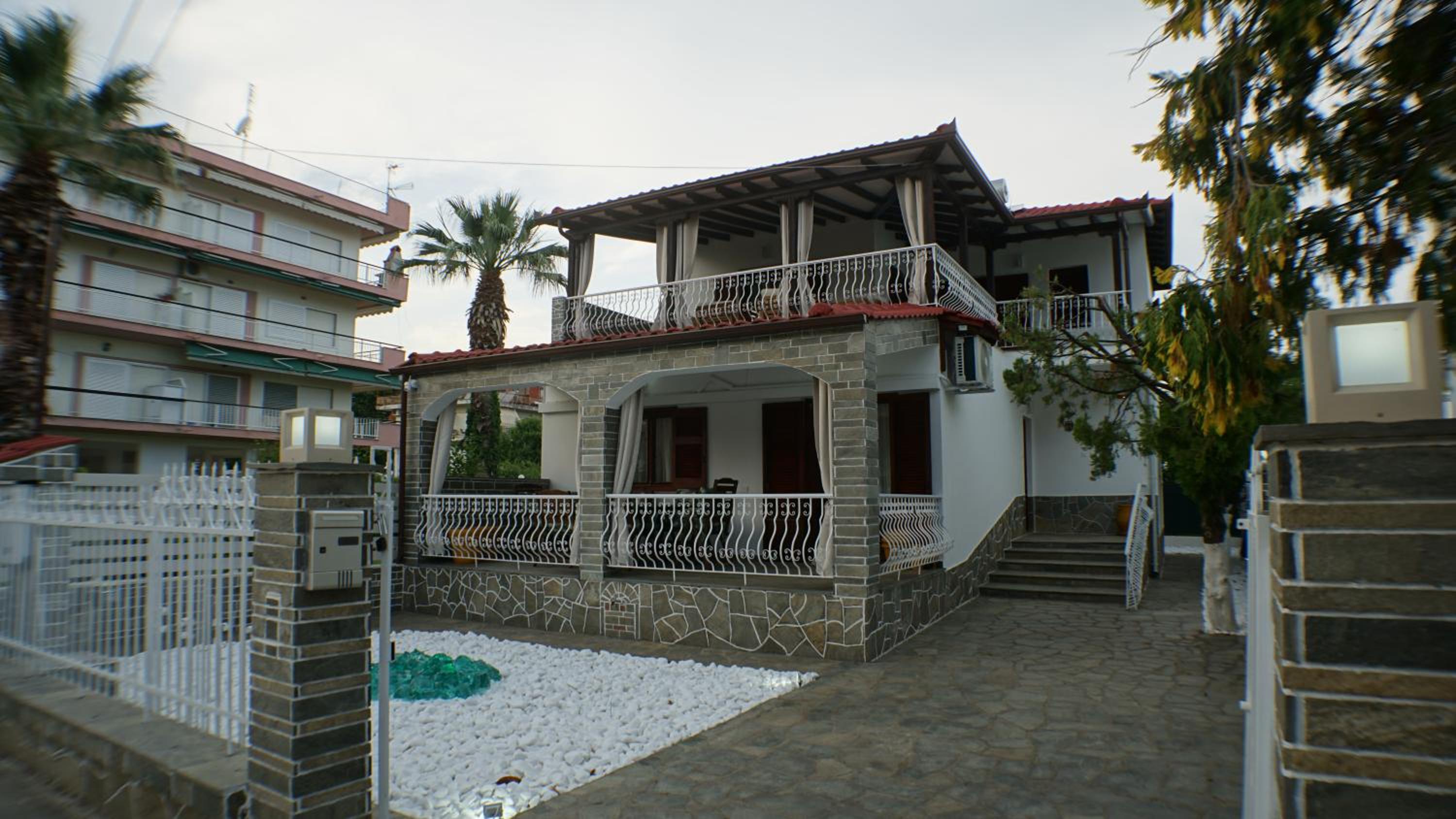 VILLA KONSTADINE