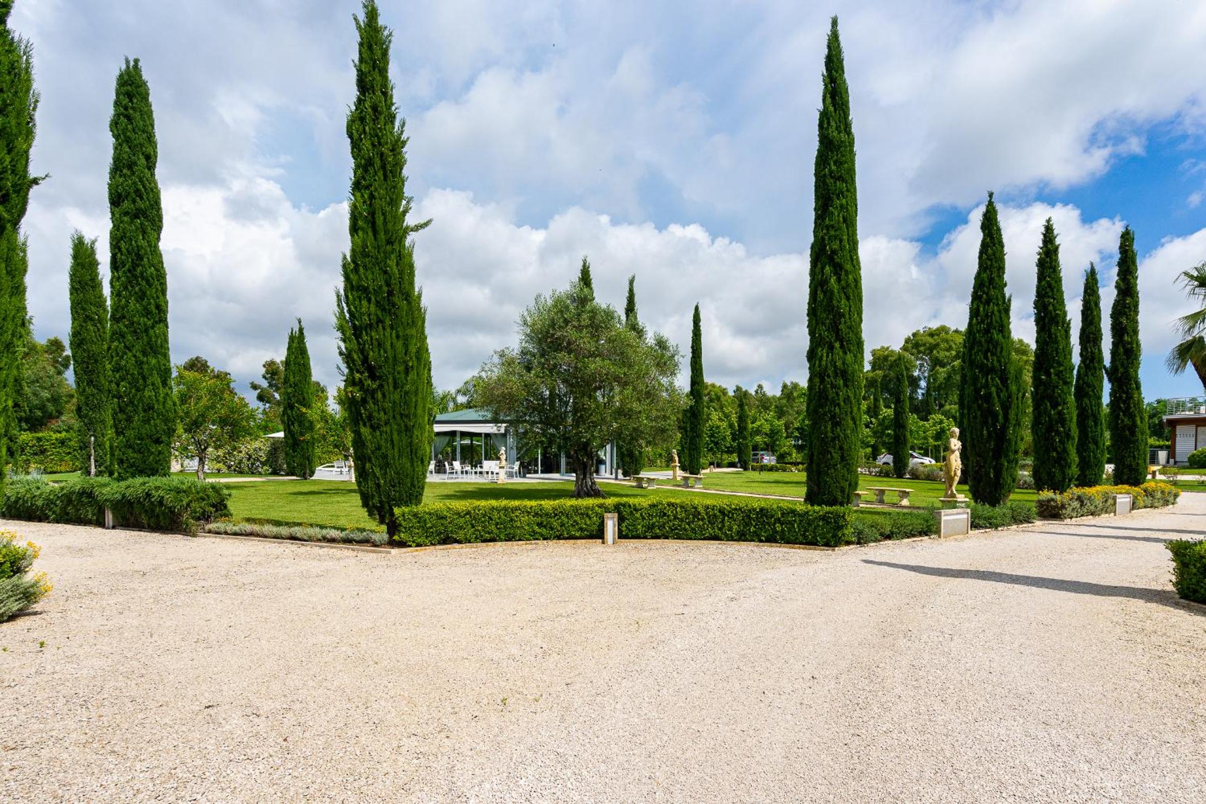 Casale Delle Ronde B&B