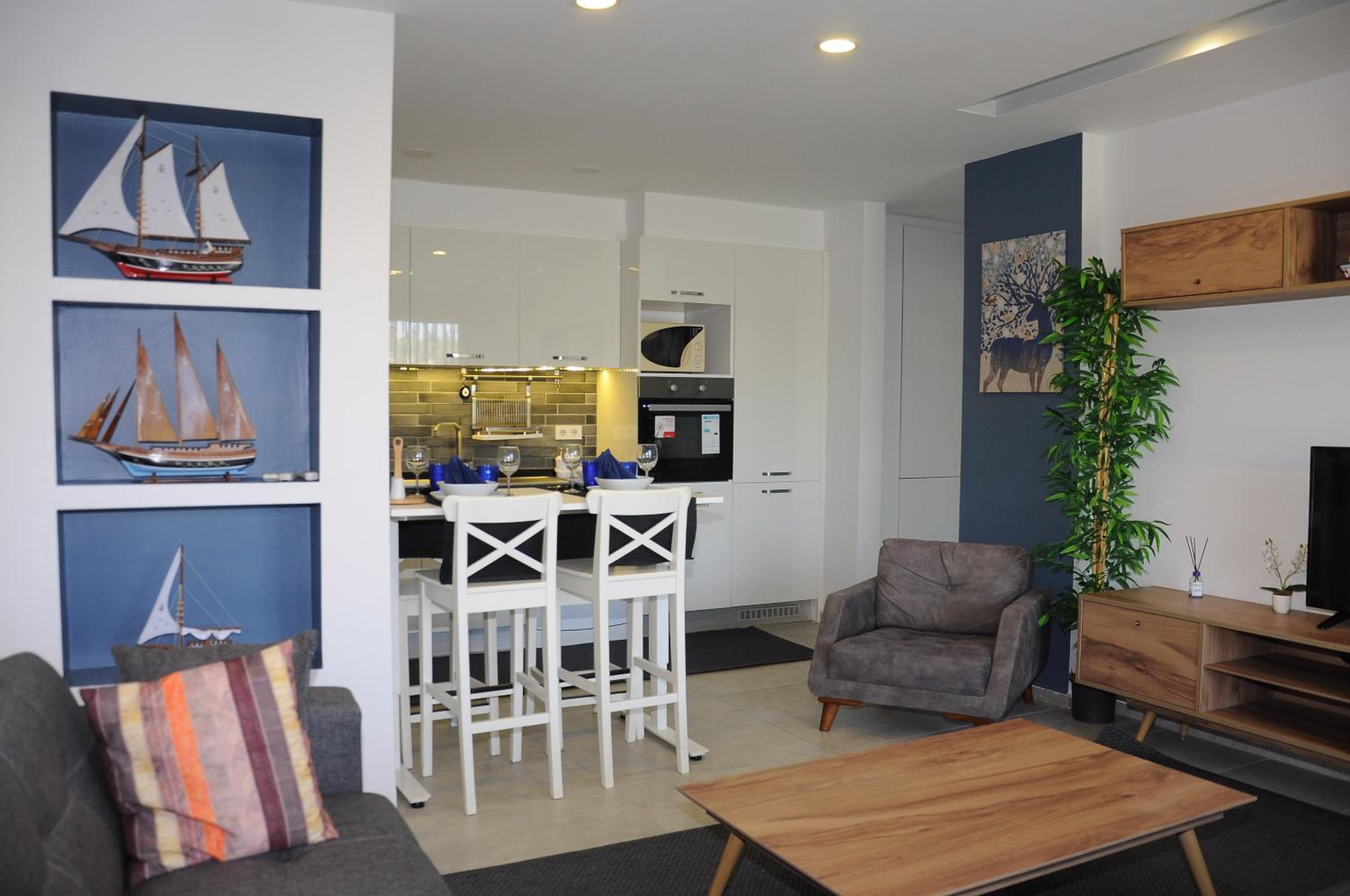 Lavender Residence - Image 15