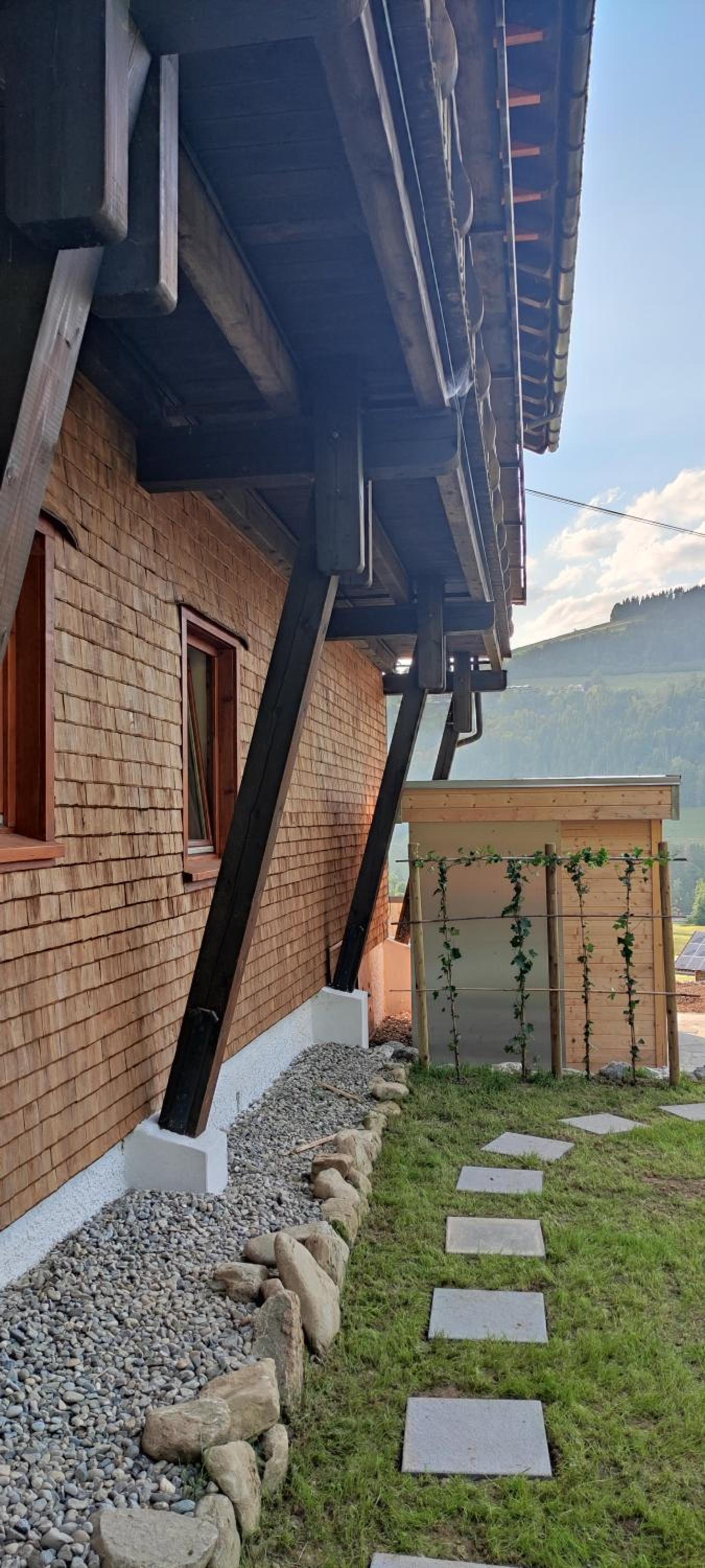 Ferienhaus am Berg